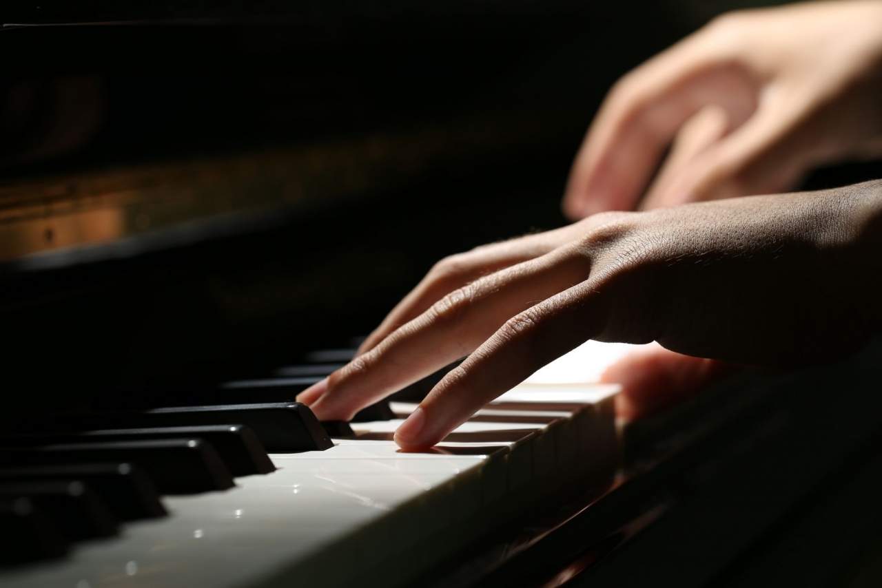 Los héroes de verdad es el nuevo single de Abel Jazz
