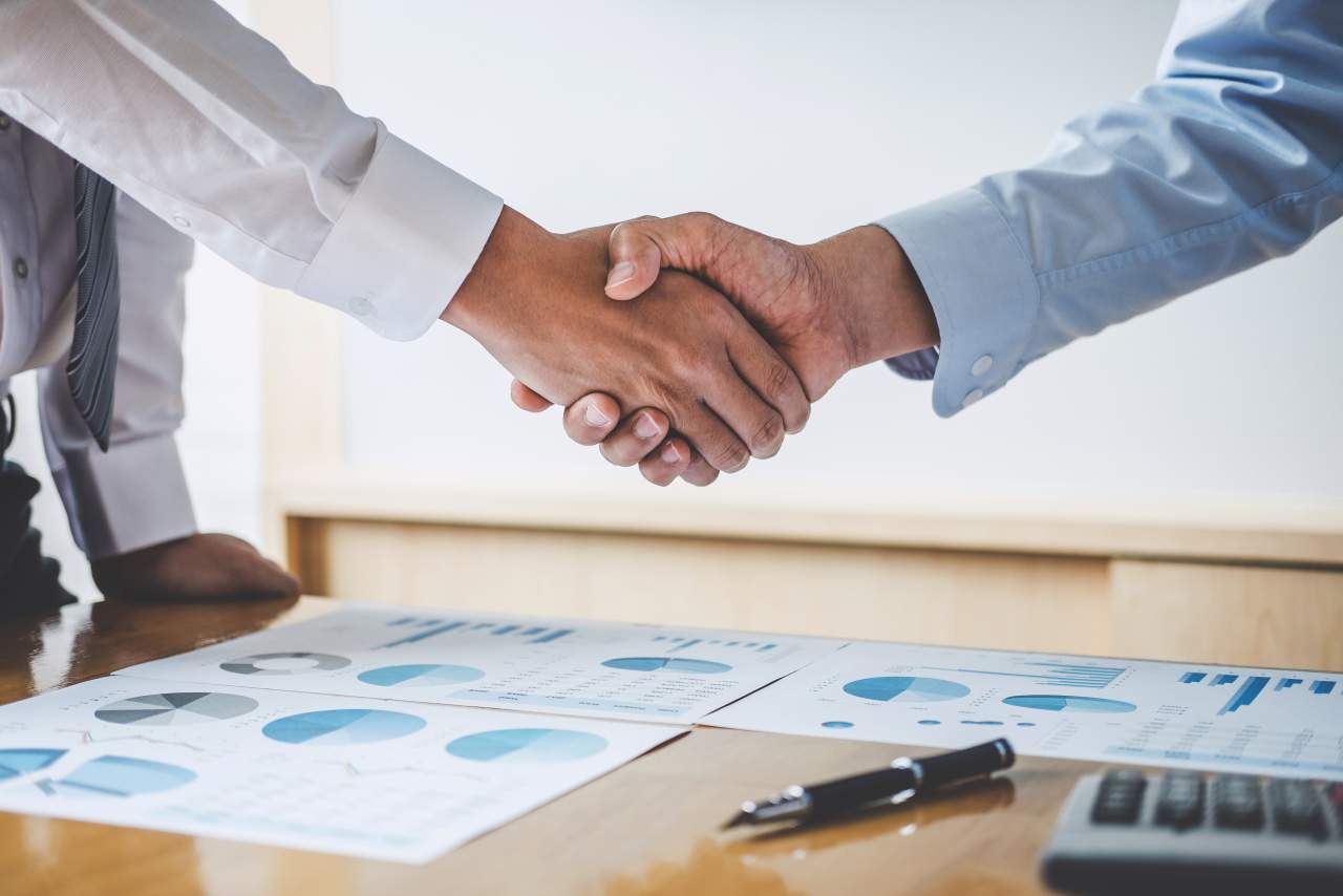 ¿Cuándo urge la venta de empresas y cómo ha aumentado la compraventa de negocios a raíz de la pandemia? Las respuestas de Negociosenventa.es