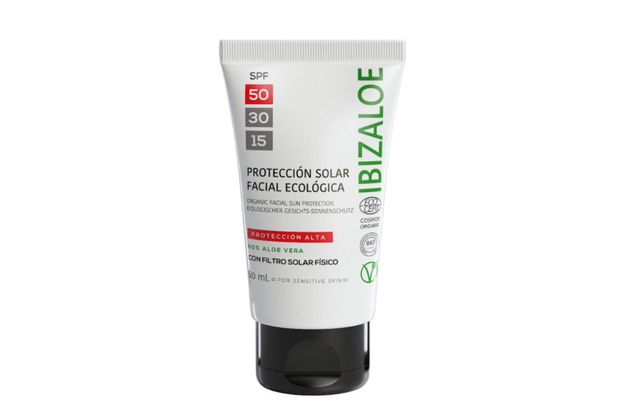 Tienda online Ibizaloe: aloe vera como protector solar, una de las maneras más recomendadas para cuidar la piel de forma natural