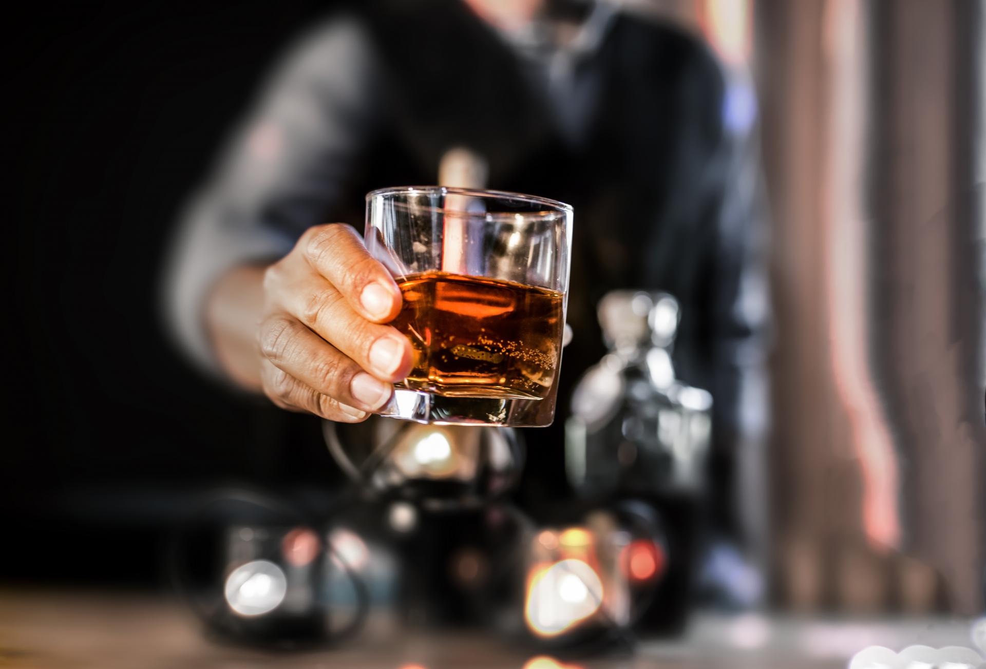 ¿Qué es el ron sin alcohol de Tú pones el vaso?