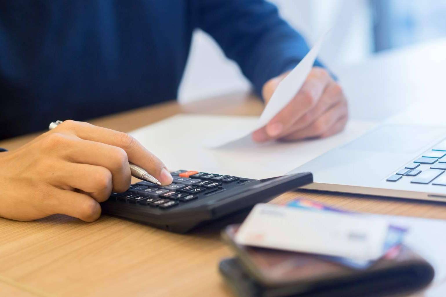 ¿Cómo tributa y cómo funciona la dación en pago? Ferox ADV