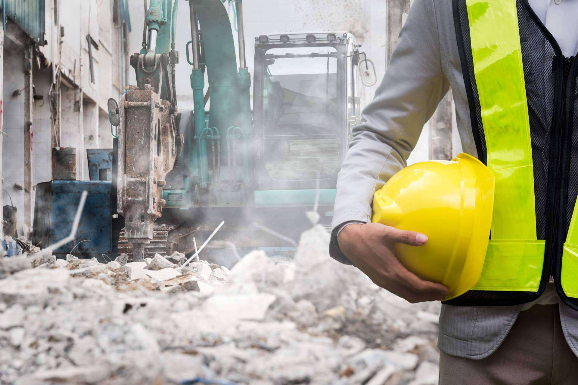 ¿Por qué Demoliciones Interiores es una de las líderes en la demolición de pisos?