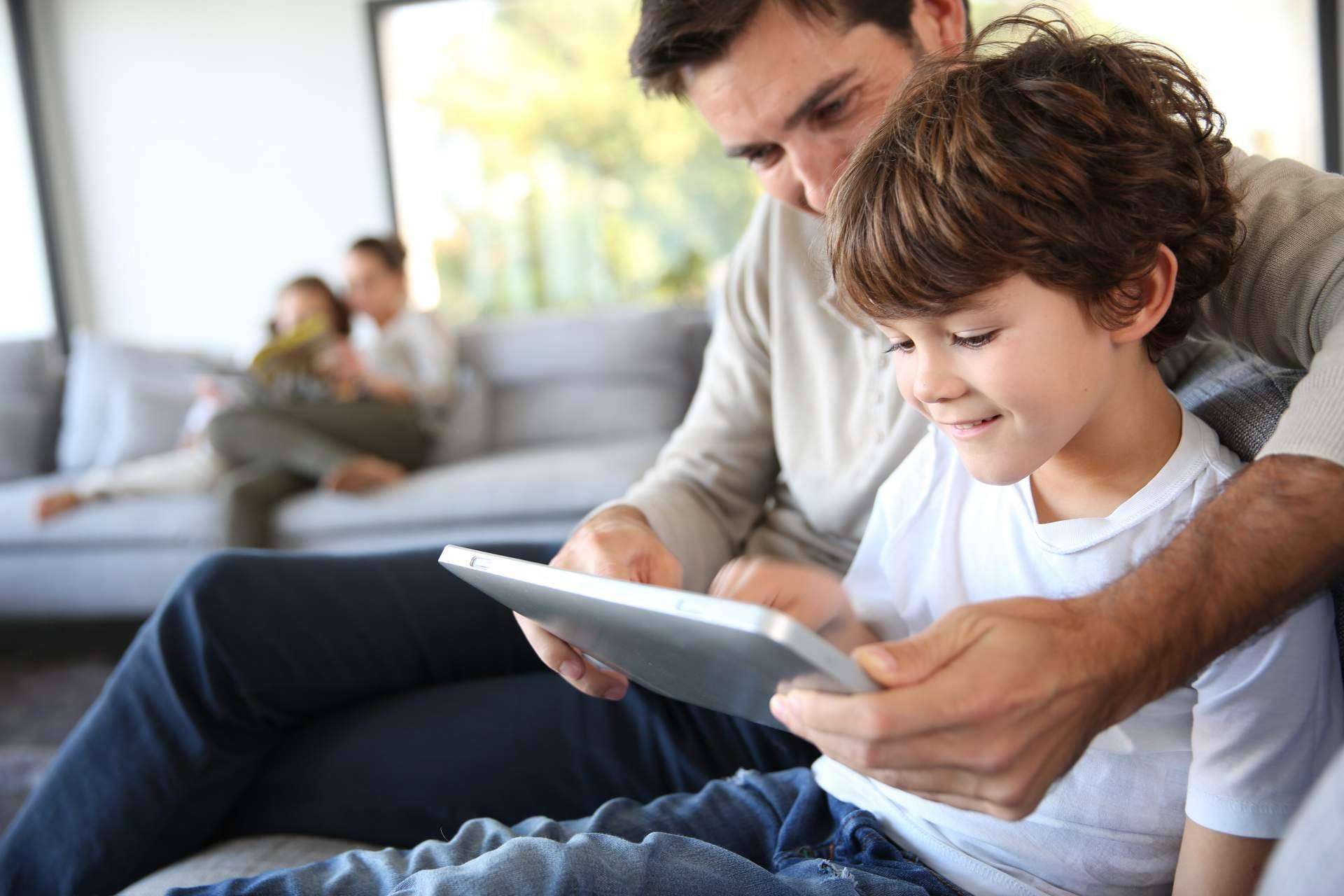 Juegos Robótica apuesta por la capacitación de los docentes en nuevas tecnologías y herramientas como el desarrollo de videojuegos
