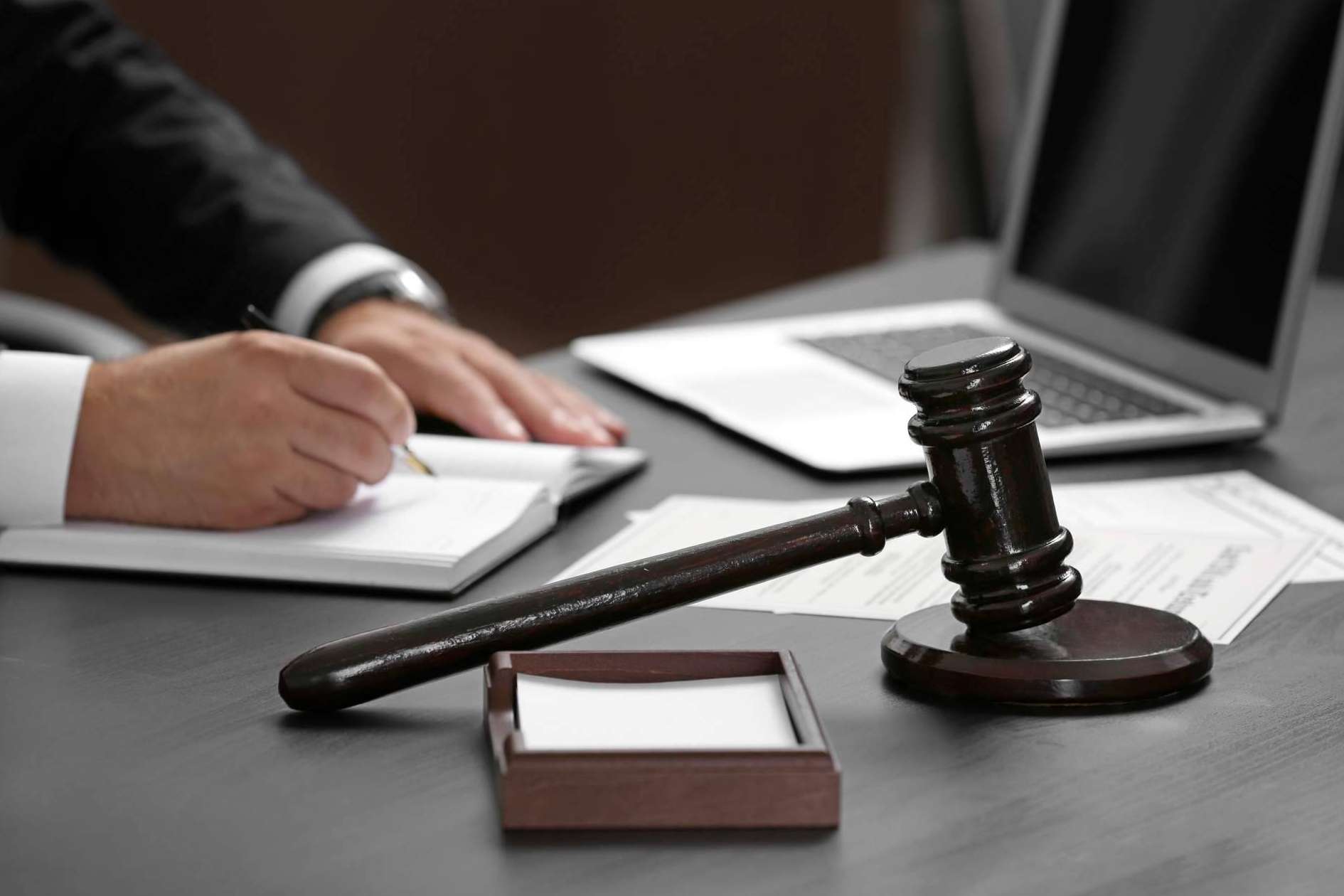 Igualada Belchí Abogados explica a qué juega la banca