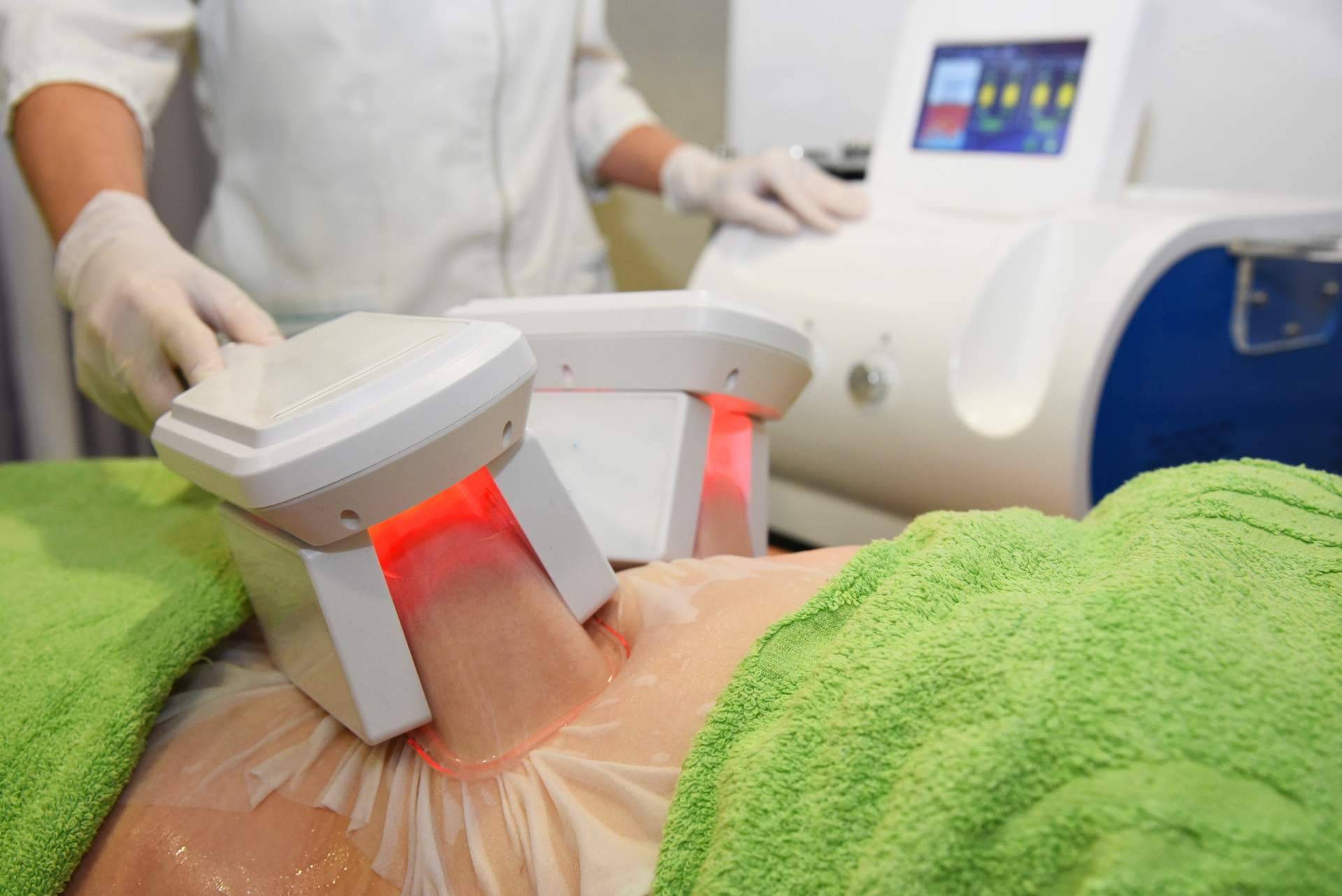 Realizarse un es posible tratamiento de criolipolisis en Boiro con la doctora Alfonsina Uriburu