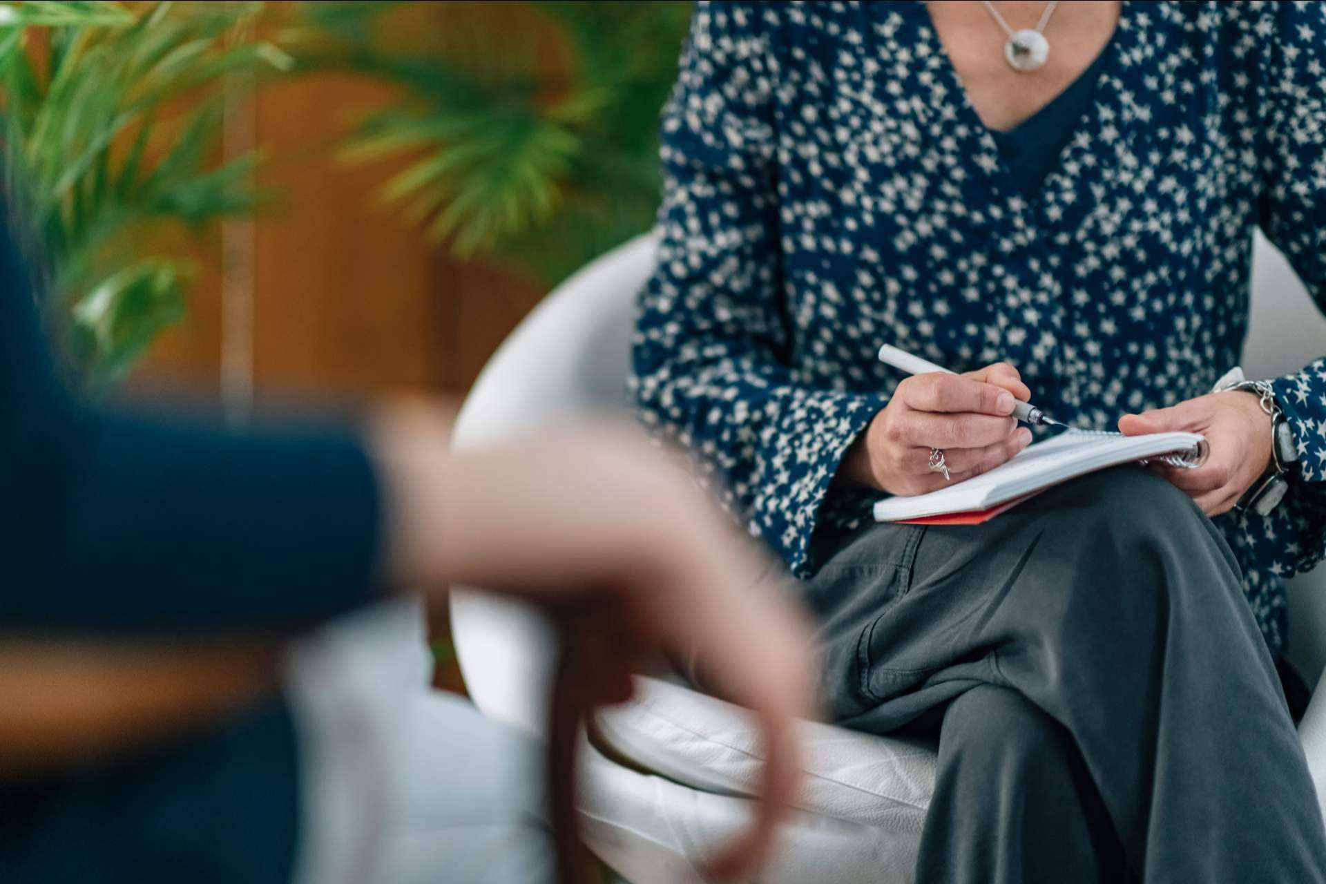 Formarse en Terapia Integrativa en Meta Institut Sistèmic: el camino de lo personal a lo transpersonal