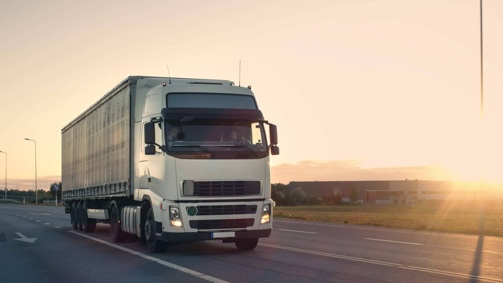 El mejor transporte de mercancías por carretera asegurado: Gesticotrans