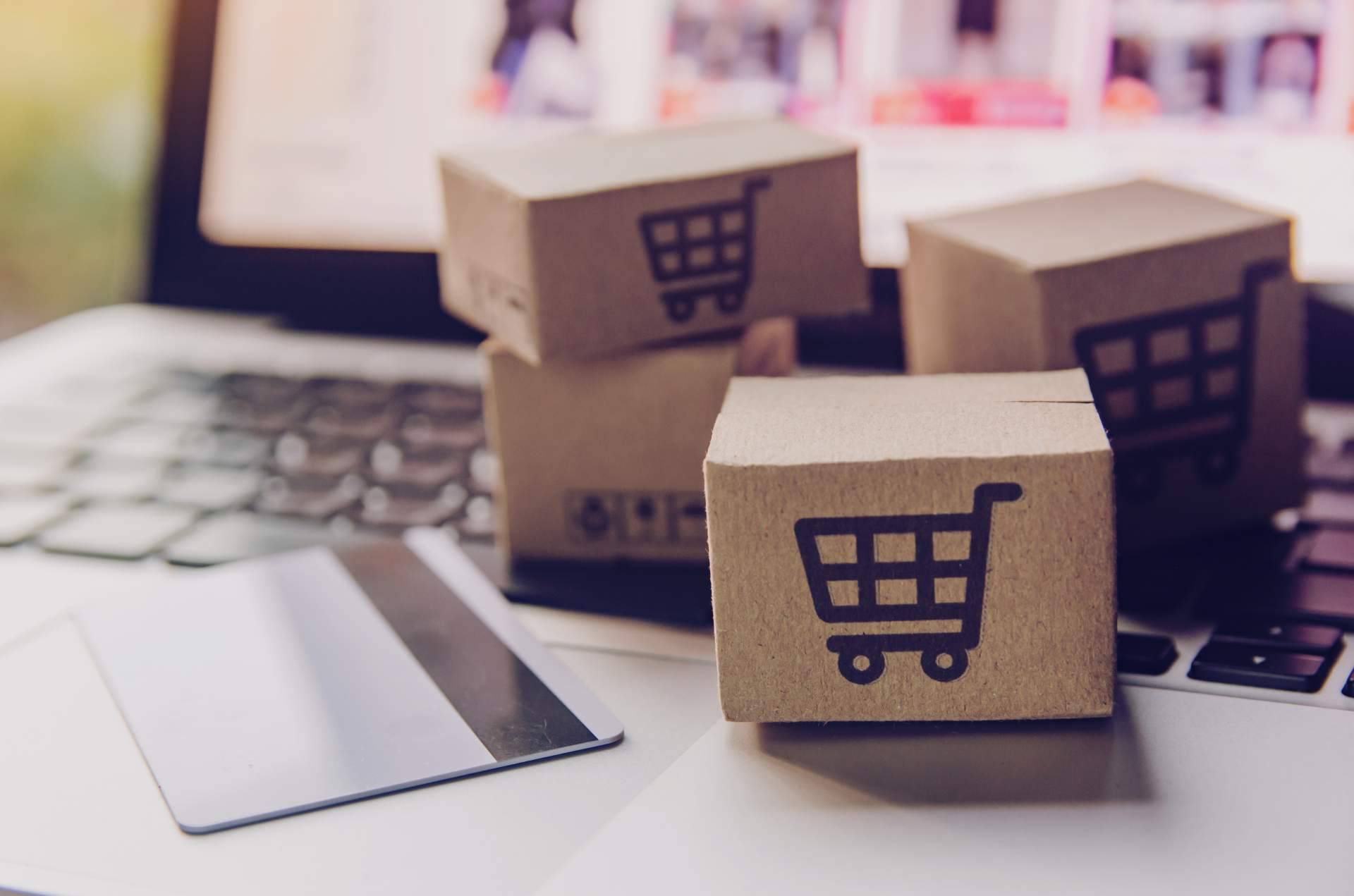 El centro comercial online español Atykus ofrece a sus clientes todo tipo de artículos