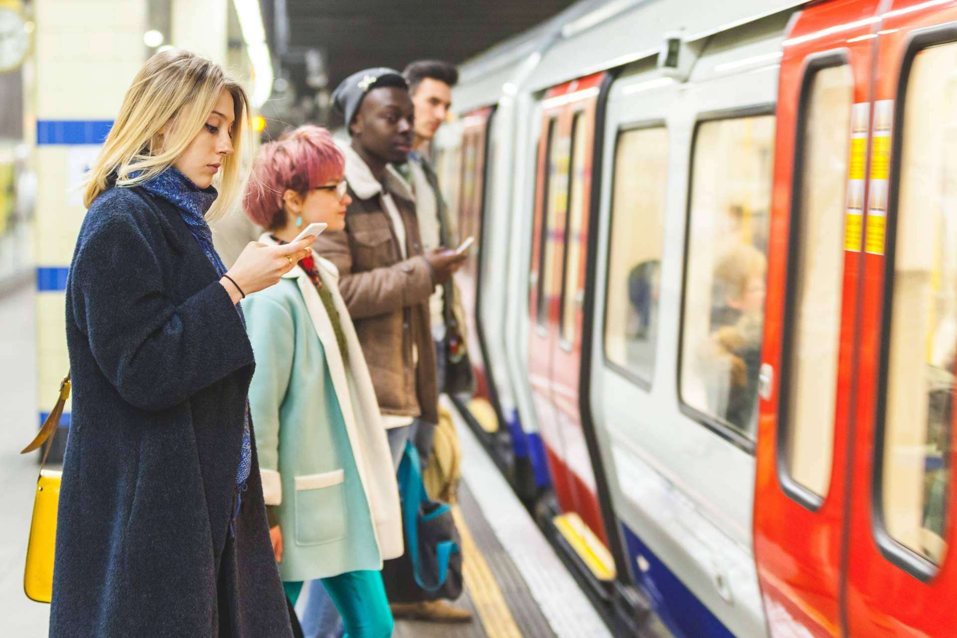 Ecco Diez: diseñar una estrategia de publicidad en el metro de Madrid