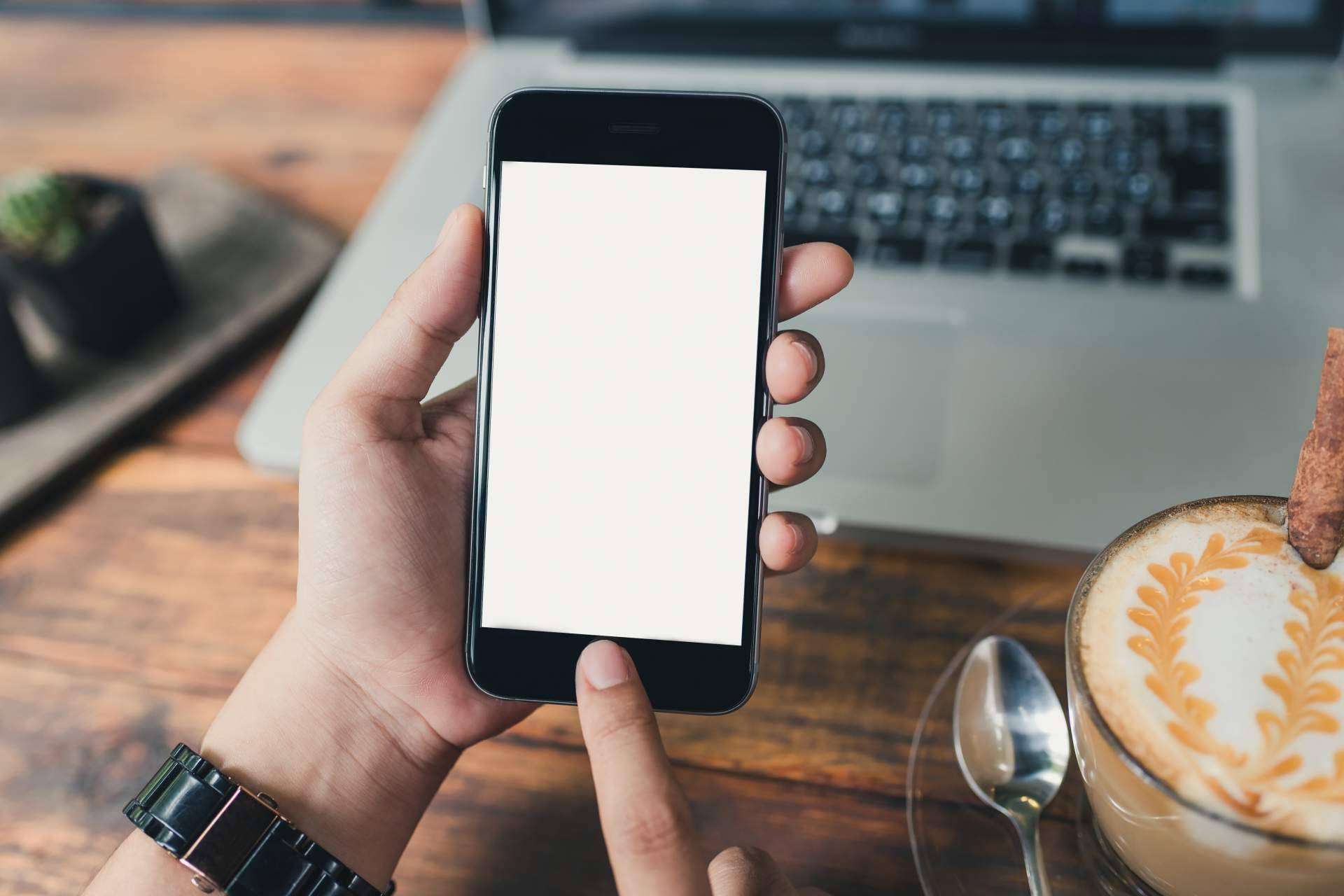 Empresa número 1 en venta de iPhone reacondicionados en Barcelona: AlexPhone