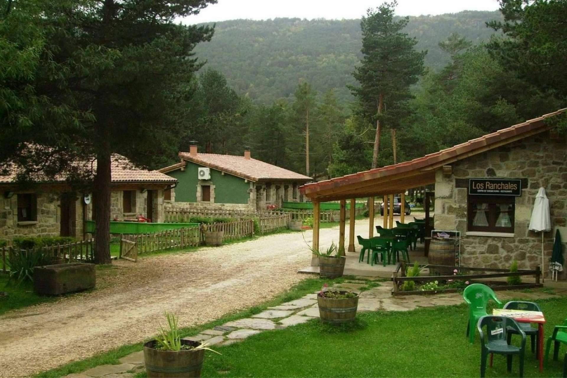 Glovasol: variedad de materiales para la reforma y mantenimiento de alojamientos rurales y vacacionales