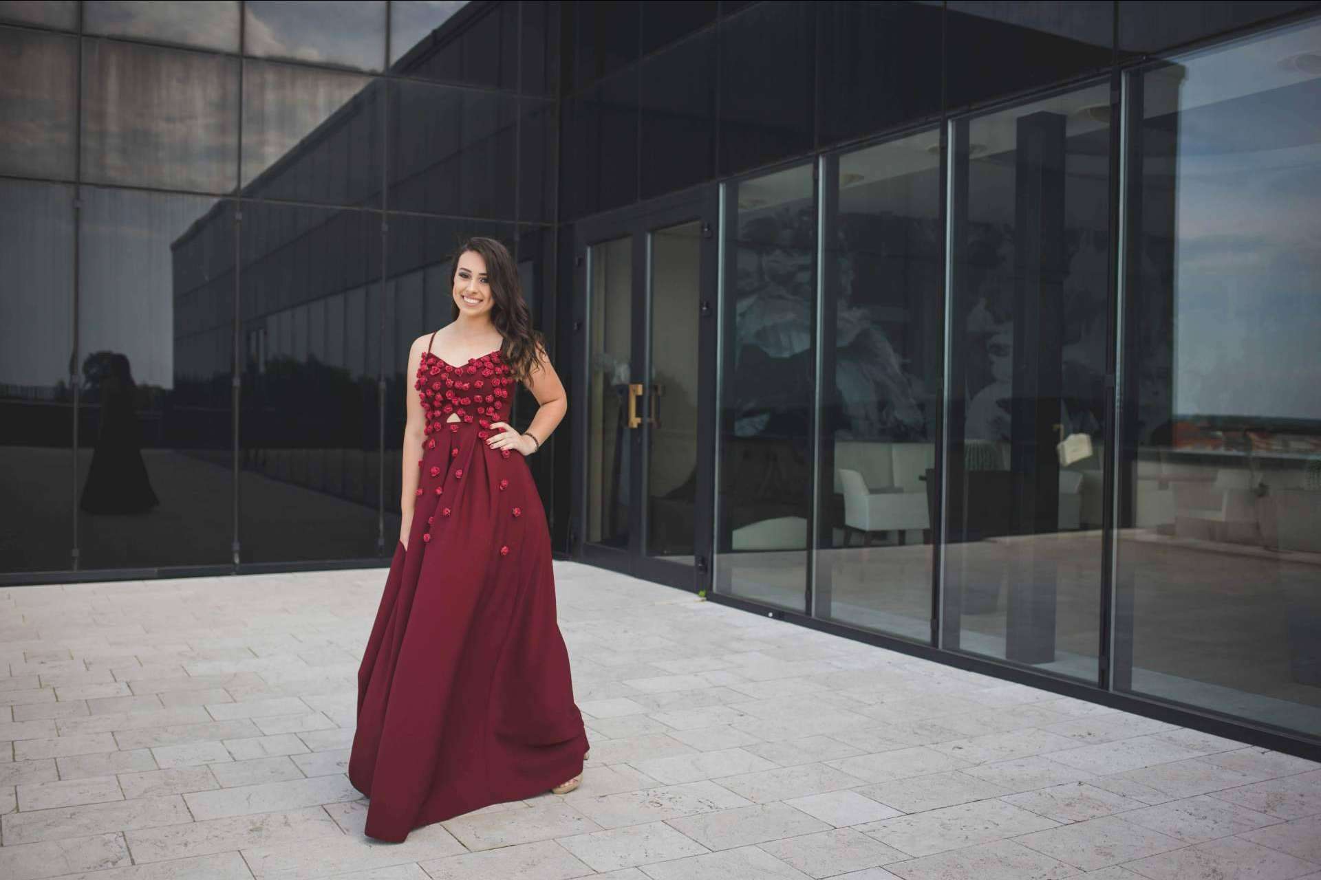 El fabricante de ropa LaMusaWoman cuenta con los tejidos y estampados que más brillan