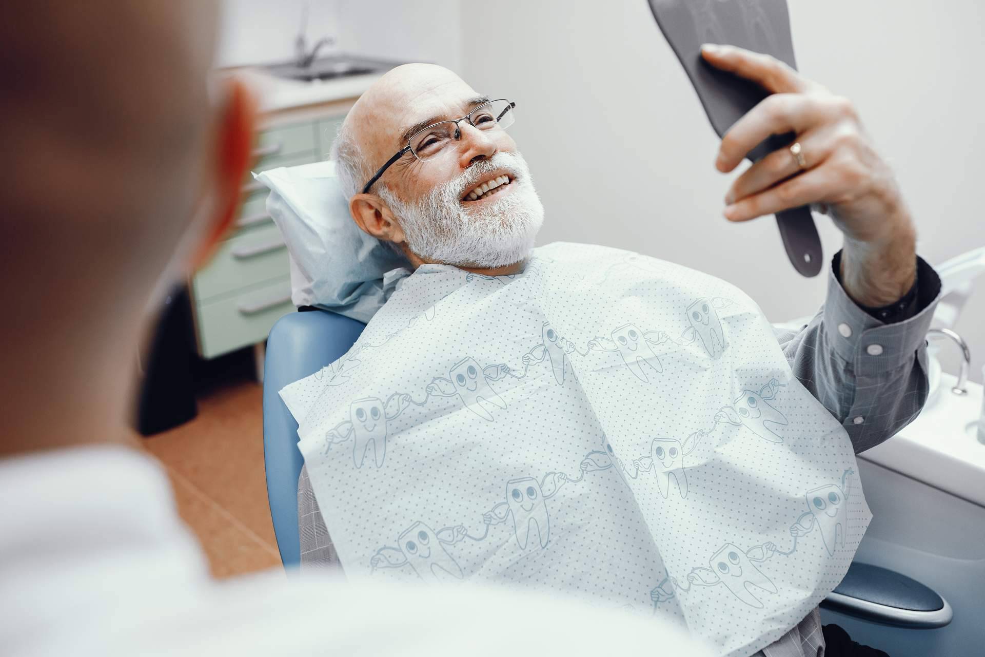 Ahora La Pobla de Vallbona recomienda cómo seleccionar a un especialista en implantes dentales
