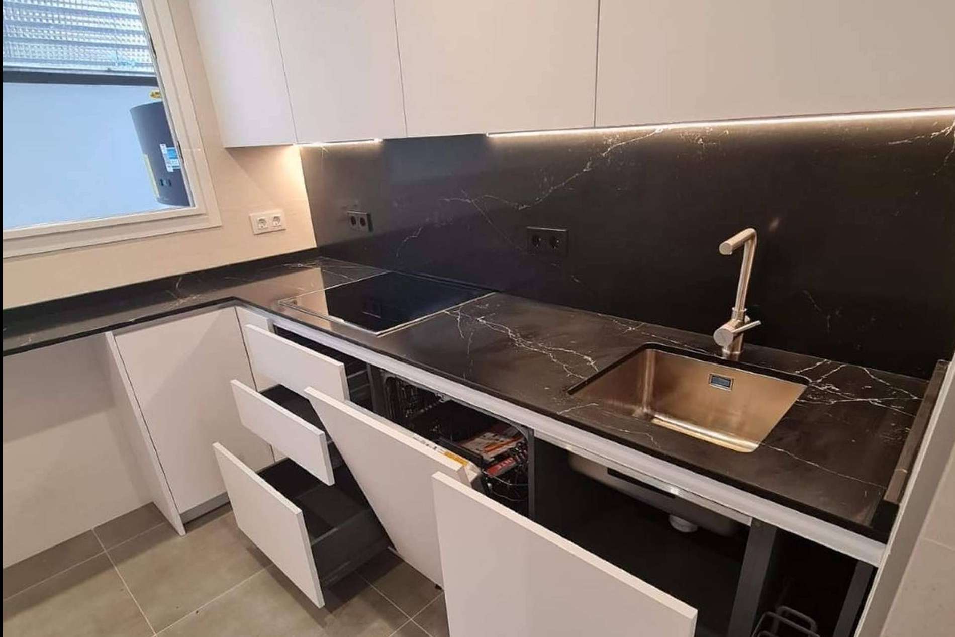 Valencia Reformas ayuda a elegir un buen diseño de cocinas