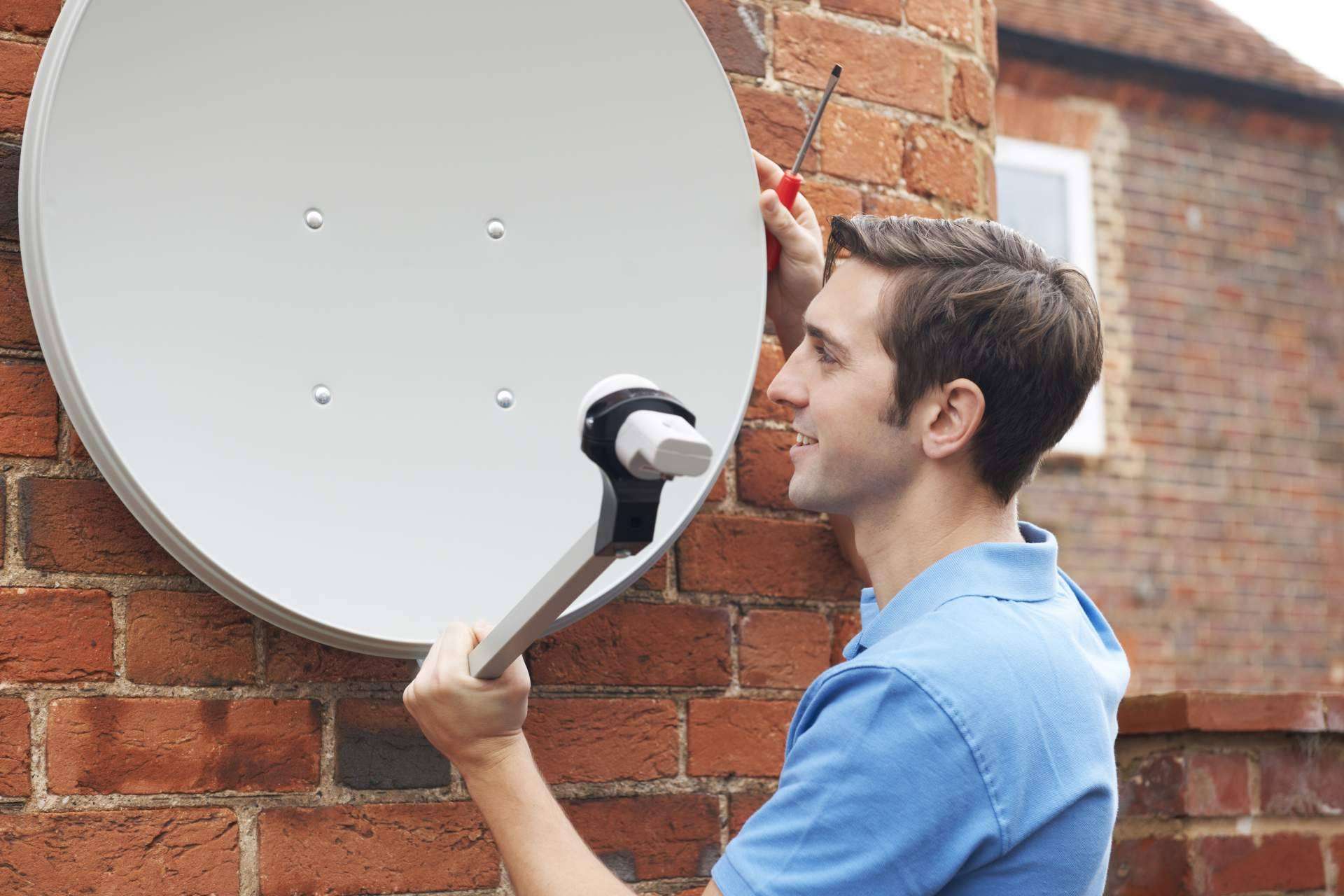 ¿Por qué contratar un instalador de antenas parabólicas o antenista profesional? Antenistas Valencia