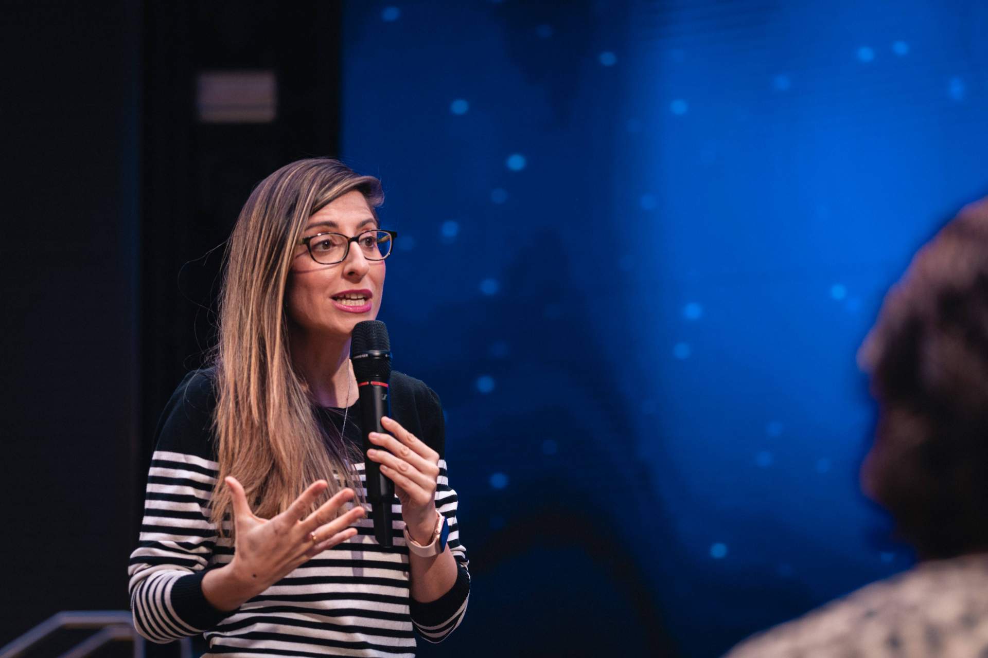 Mónica Galán proporciona las claves para impulsar la carrera mediante la comunicación