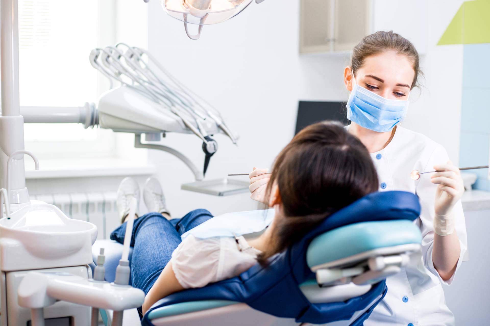 ¿Cómo encontrar una clínica dental de Madrid con precios competitivos?, por Artydents