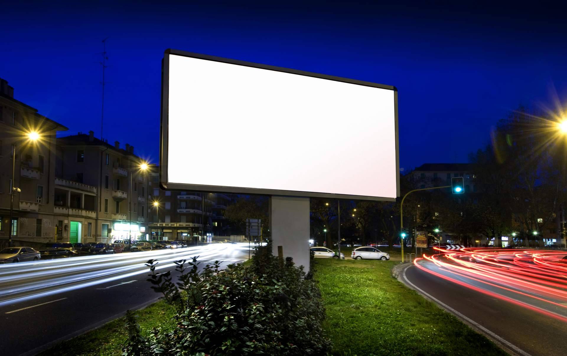 Las ventajas de la publicidad exterior en los mupis publicitarios, según Eccodiez
