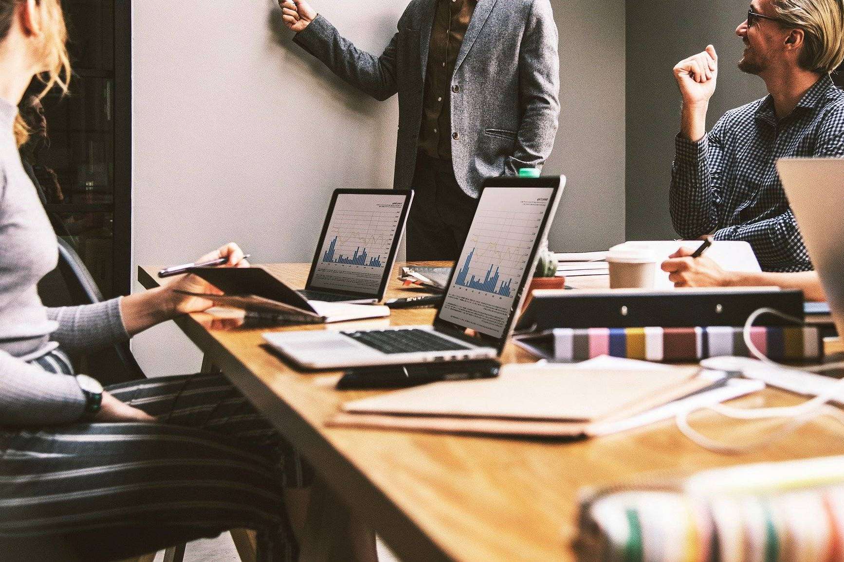 Aitana lleva más de 4 décadas ayudando a empresas en la gestión de su negocio mediante soluciones tecnológicas