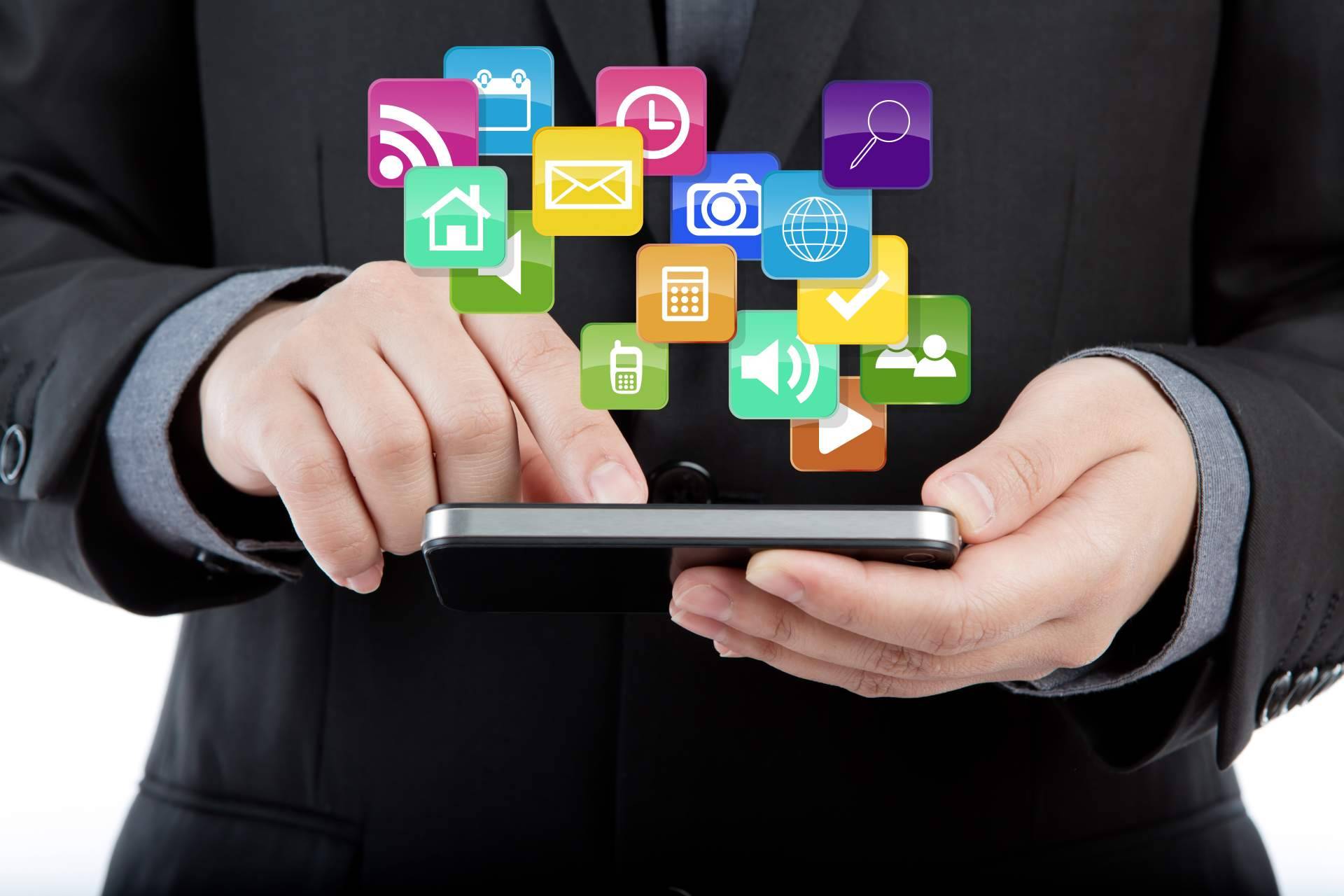 El Club de APPS 777 expone una propuesta para vivir de internet en 2021
