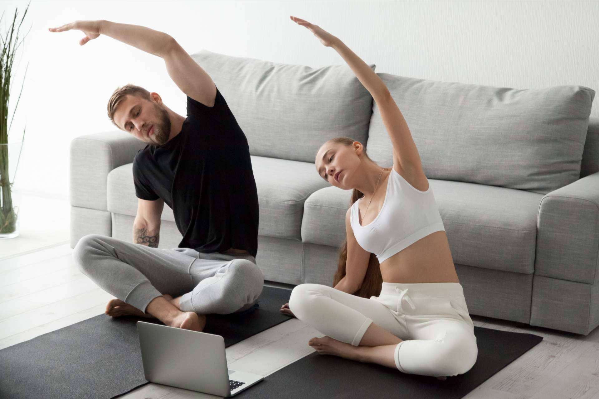 ¿De qué manera elegir un profesorado de yoga online?