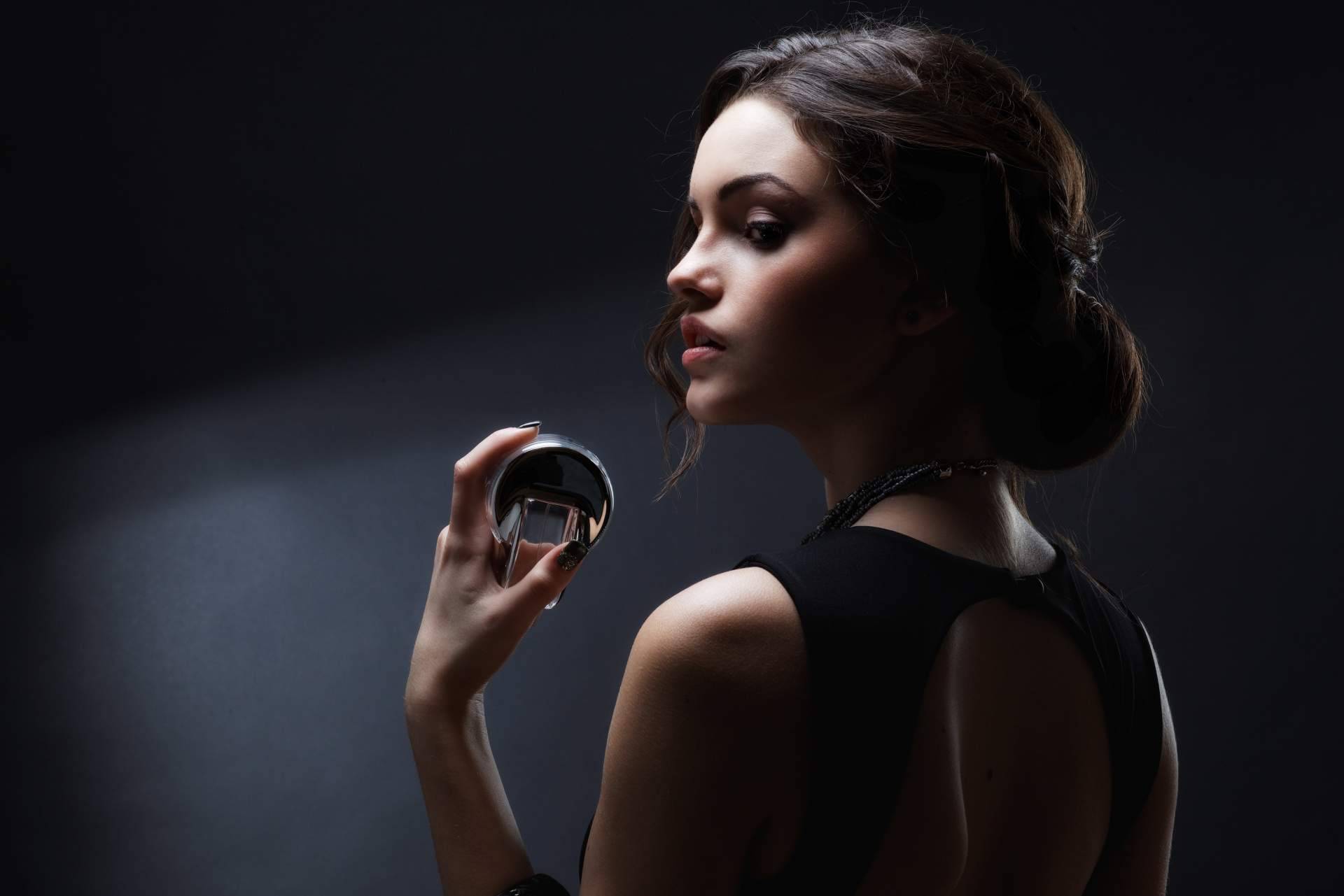 Para comprar perfumes originales, A de Ahorro es un buen lugar