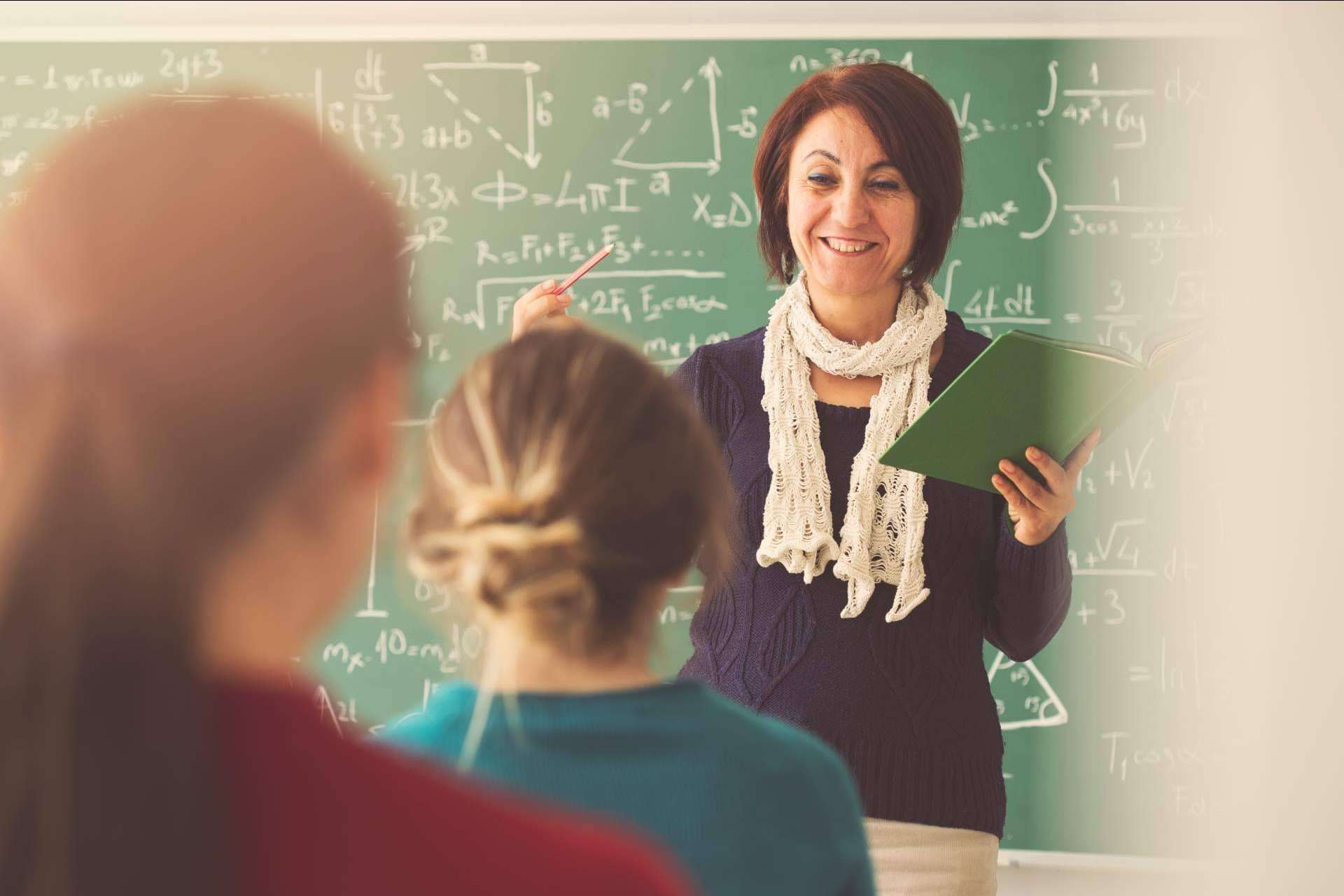 Cursos homologados en AFOE para el profesorado activo y para opositores a profesorado