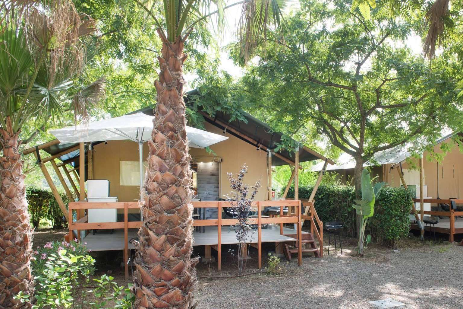 Descubrir alojamientos de camping y glamping que no dejarán indiferente a nadie