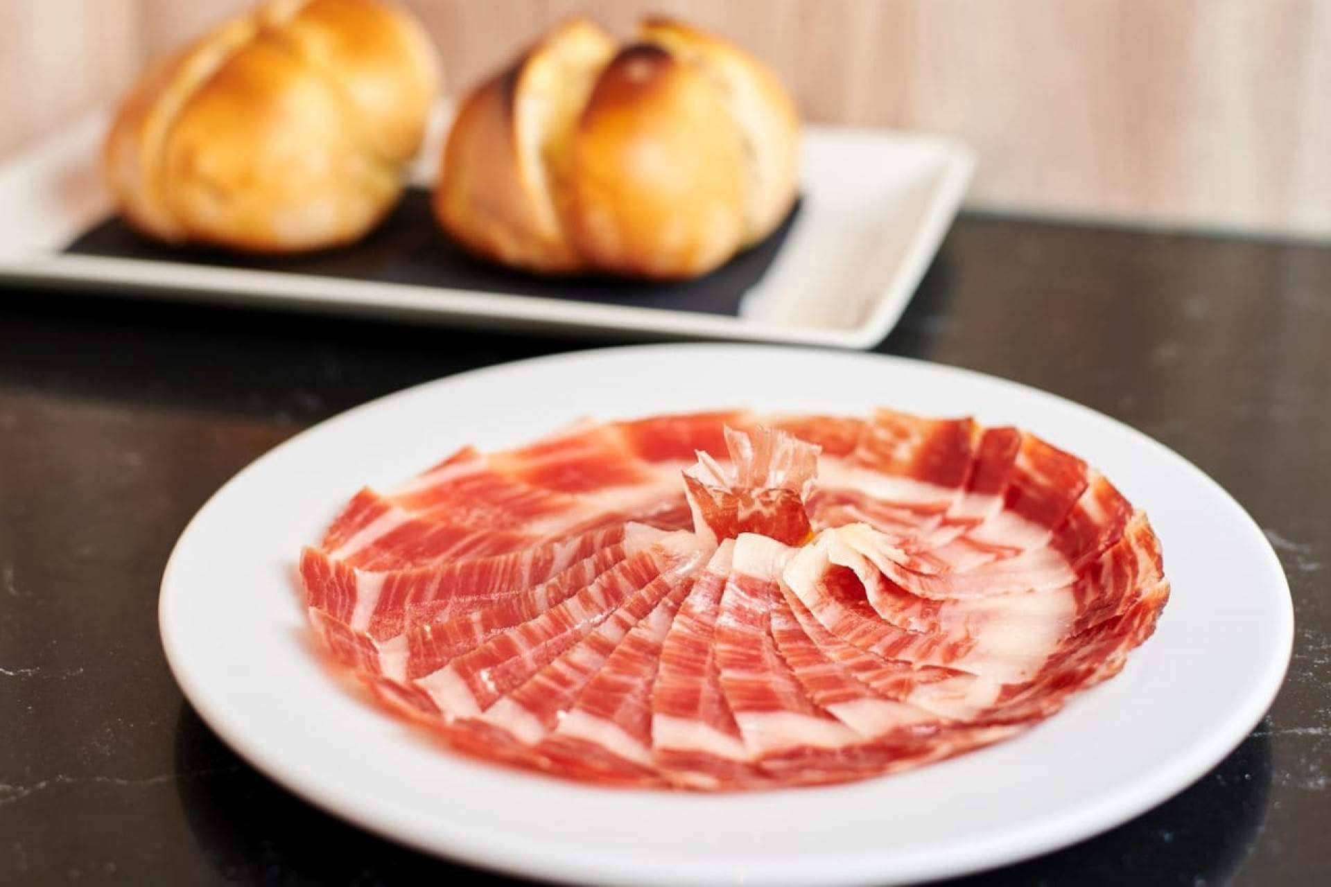 La Abadía Ibéricos ofrece el regalo perfecto para Navidad, el jamón ibérico de bellota
