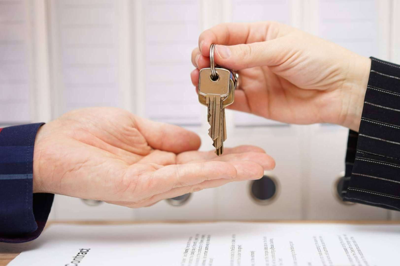 Hipotecas Plus ofrece asesoramiento para obtener la hipoteca que se precise y se compre la parte de la vivienda del ex