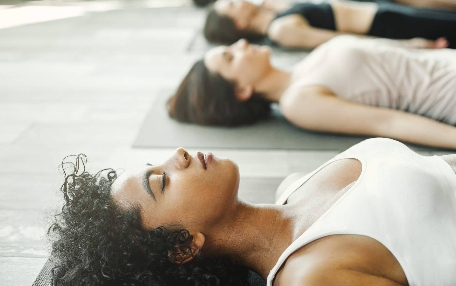 La información más completa sobre la práctica del Yoga Nidra en el portal web Público.es
