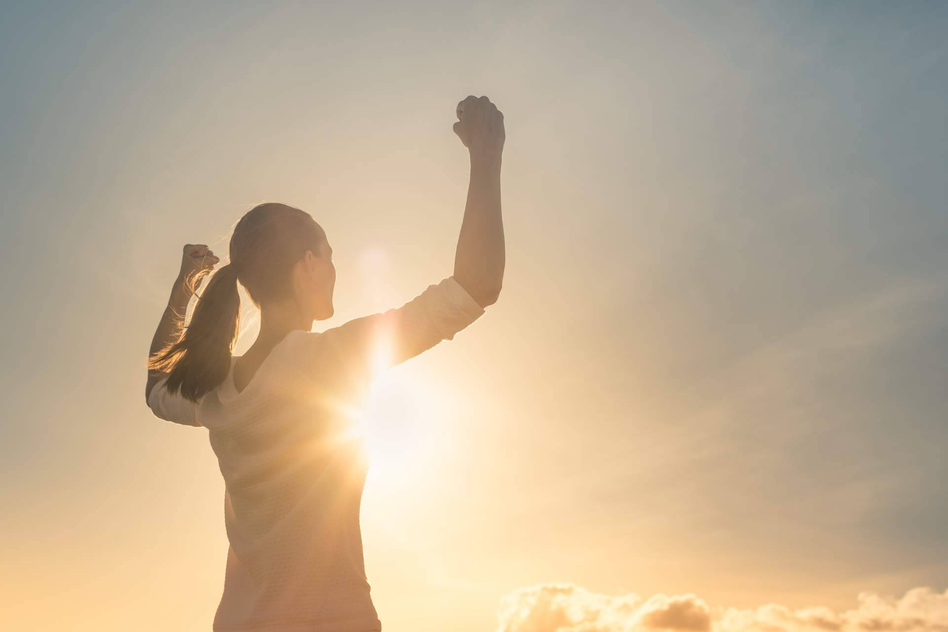 Las ventajas del curso Ámate de Nessita Arauz para obtener un cambio positivo en aquellas personas con dependencia emocional