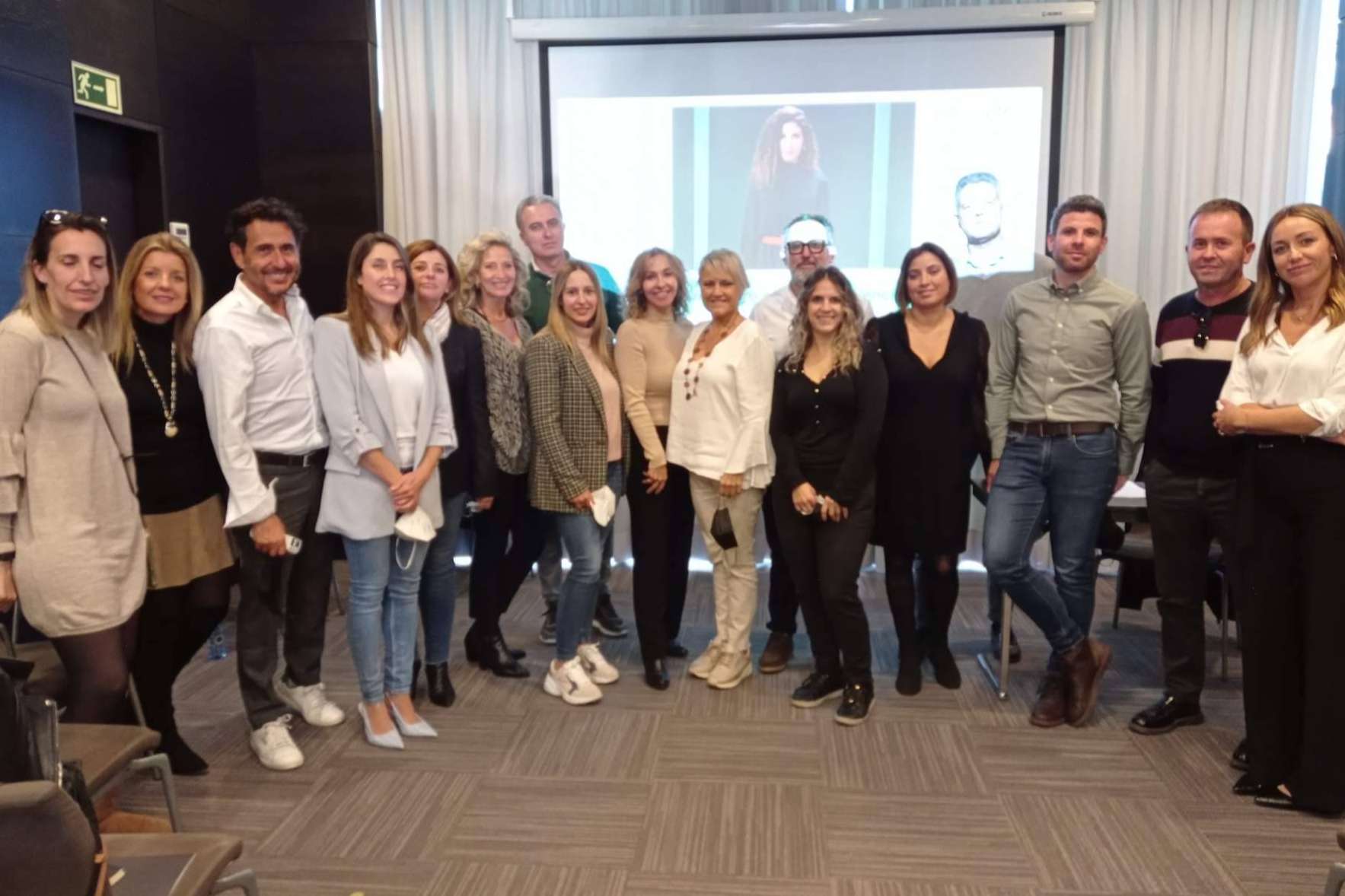 Vuelven los cursos de formación especializada a franquiciados presenciales en Madrid, Valencia, Vitoria y Alicante que organiza Oh My Cut!