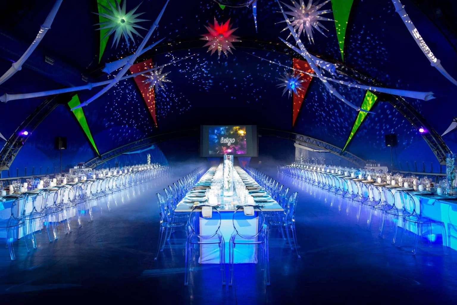 Expertos en temáticas y ambientaciones para el efecto WOW de un evento, Marca Condal