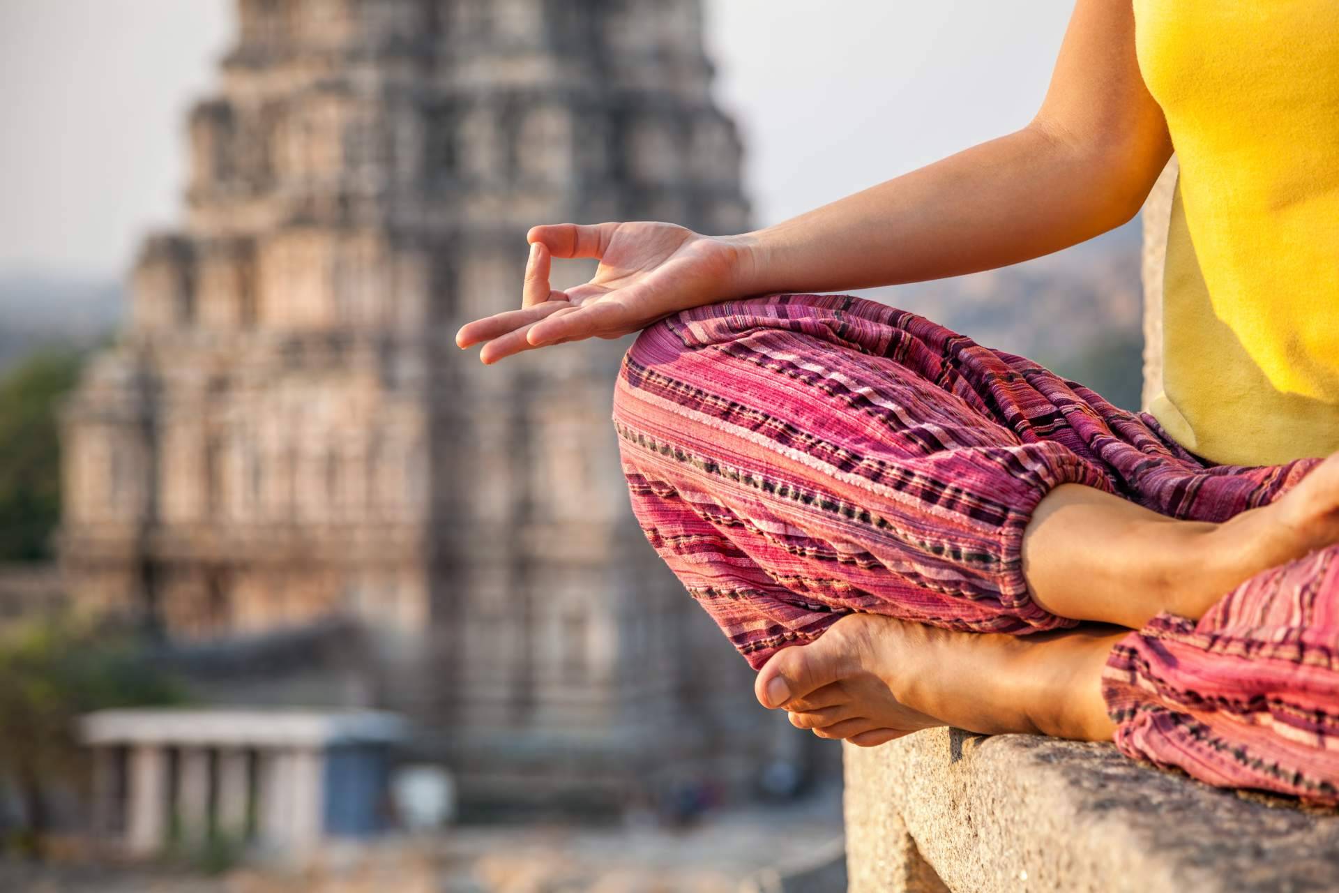 Todo lo que hay que saber acerca de aprender yoga en India