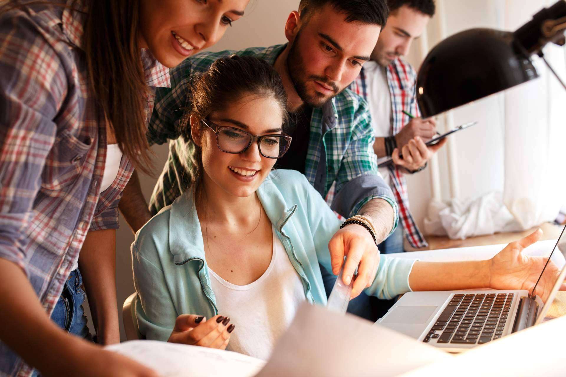 ¿Cómo encontrar centros de formación para la tramitación de contratos de formación? Edutedis