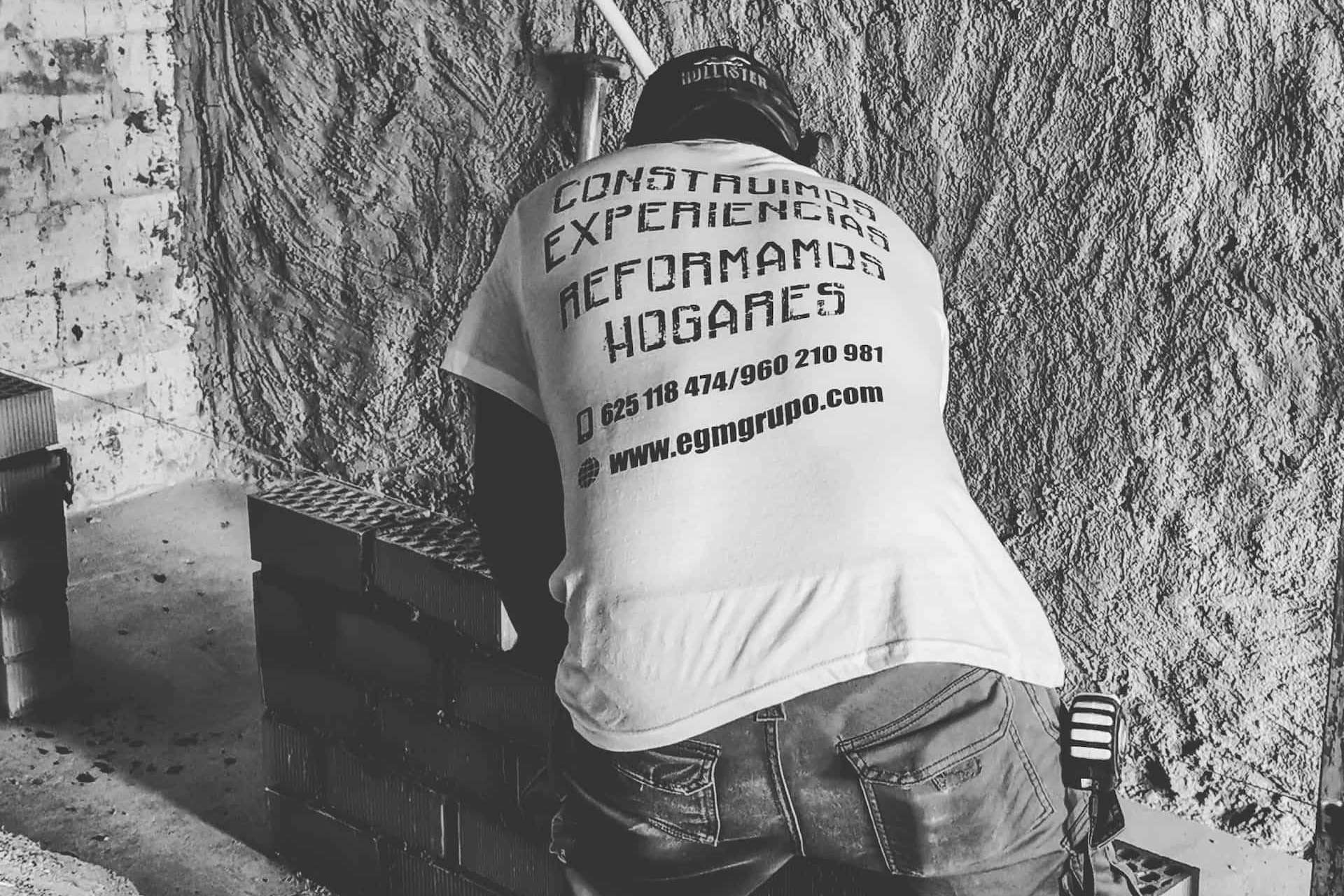 ¿Reformar o reconstruir una vivienda? Los 4 consejos de EGM Grupo que ayudarán a las personas a tomar la decisión correcta