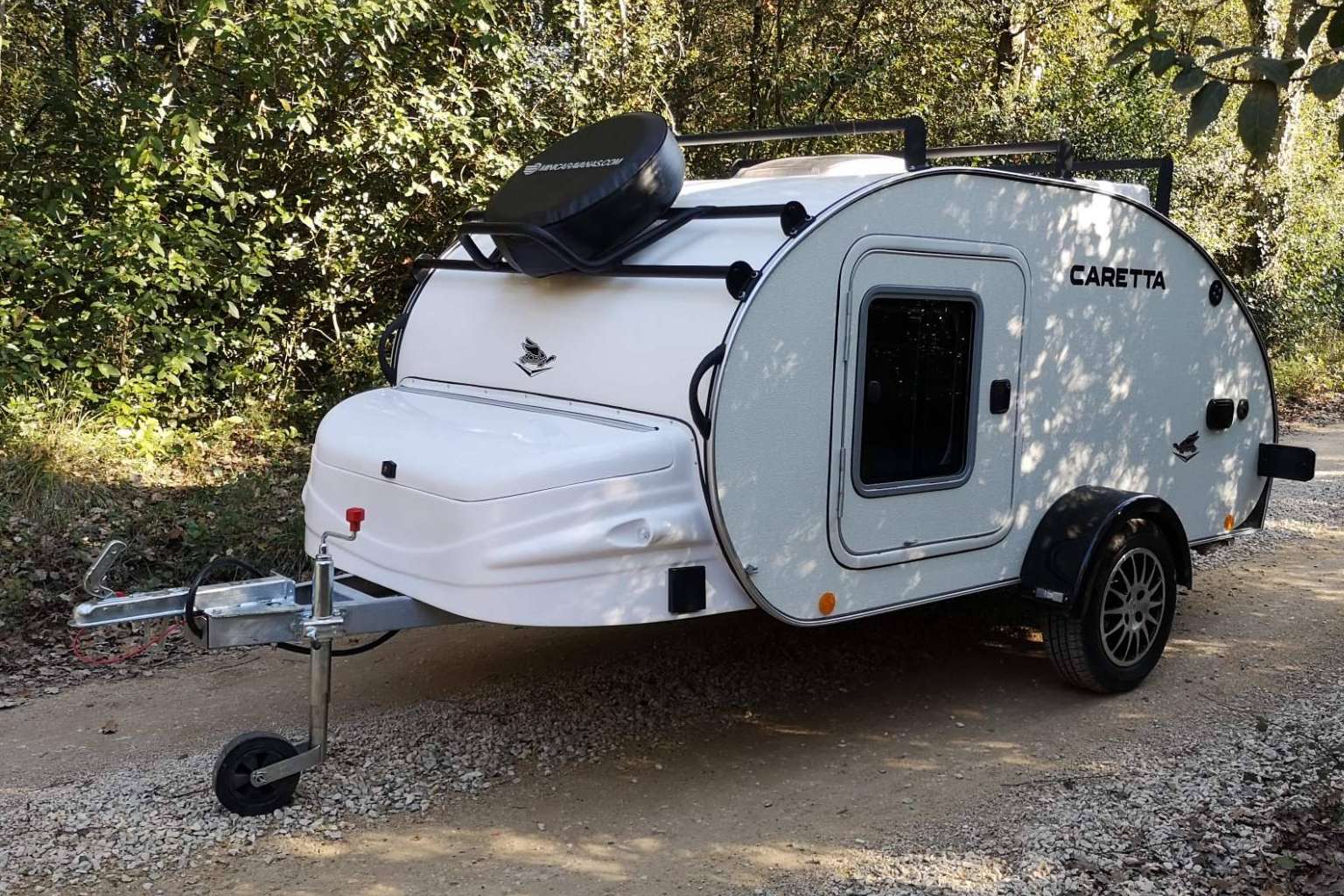 Minicaravanas.com y sus consejos para escoger el mejor sitio para acampar con una minicaravana