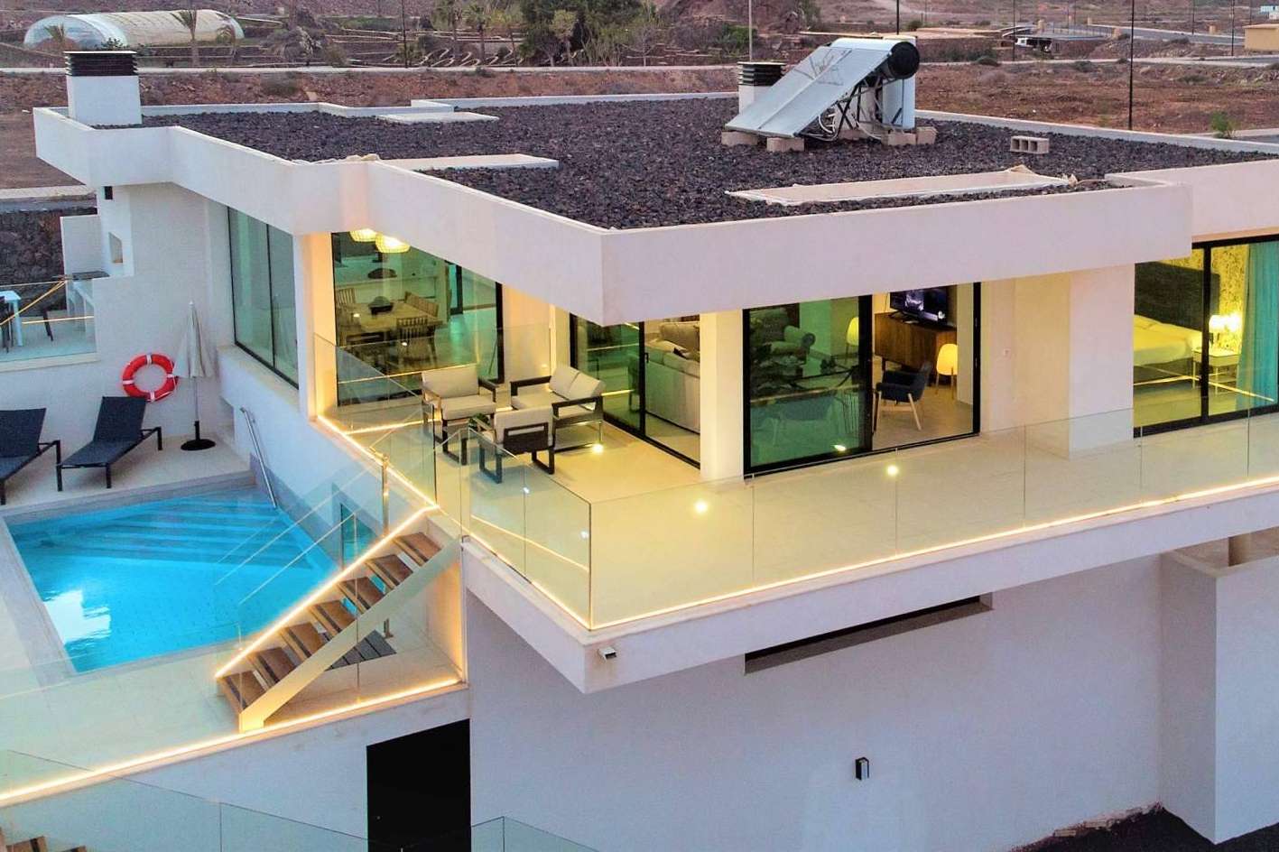 Alquiler de casas y apartamentos de vacaciones en Lanzarote y Tenerife de la mano de Rock Rentals