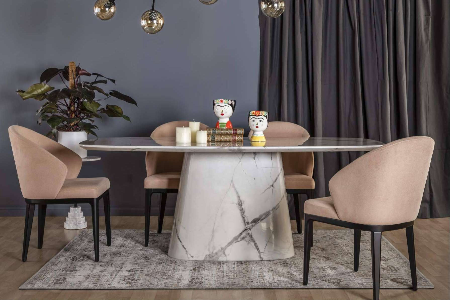 Conseguir una decoración perfecta es posible a través de las mesas de comedor de Camino a Casa