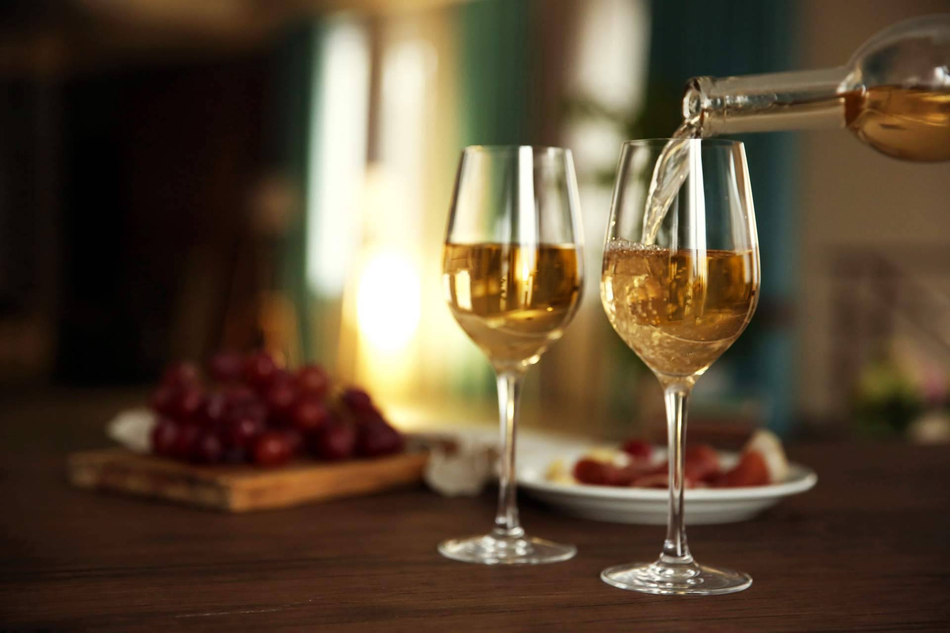 Your Wine at Home permite pagar con criptomonedas y envía vino a toda Europa