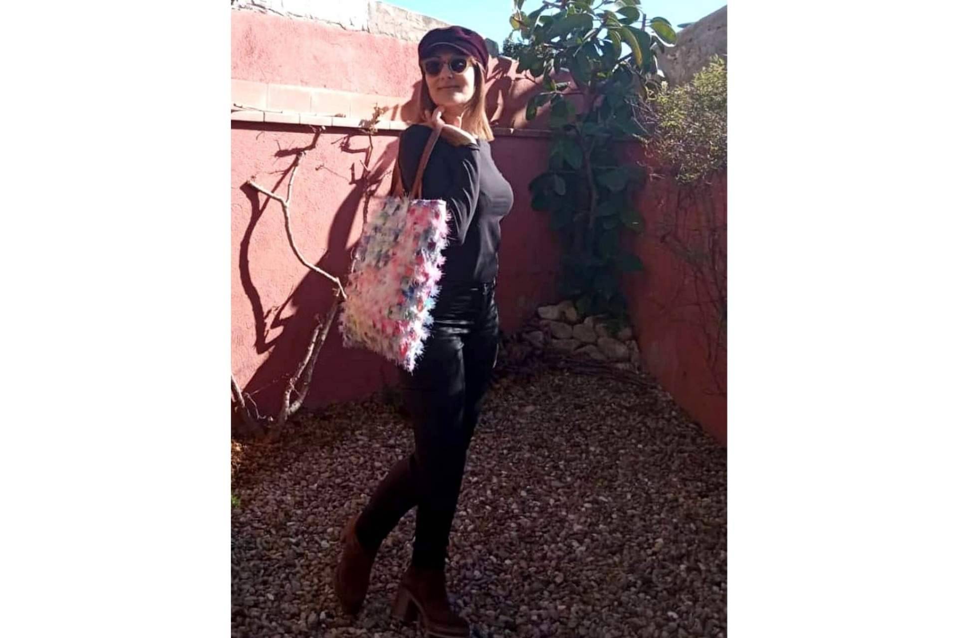 Inirt Atelier ofrece bolso tote bag único y confeccionado a mano