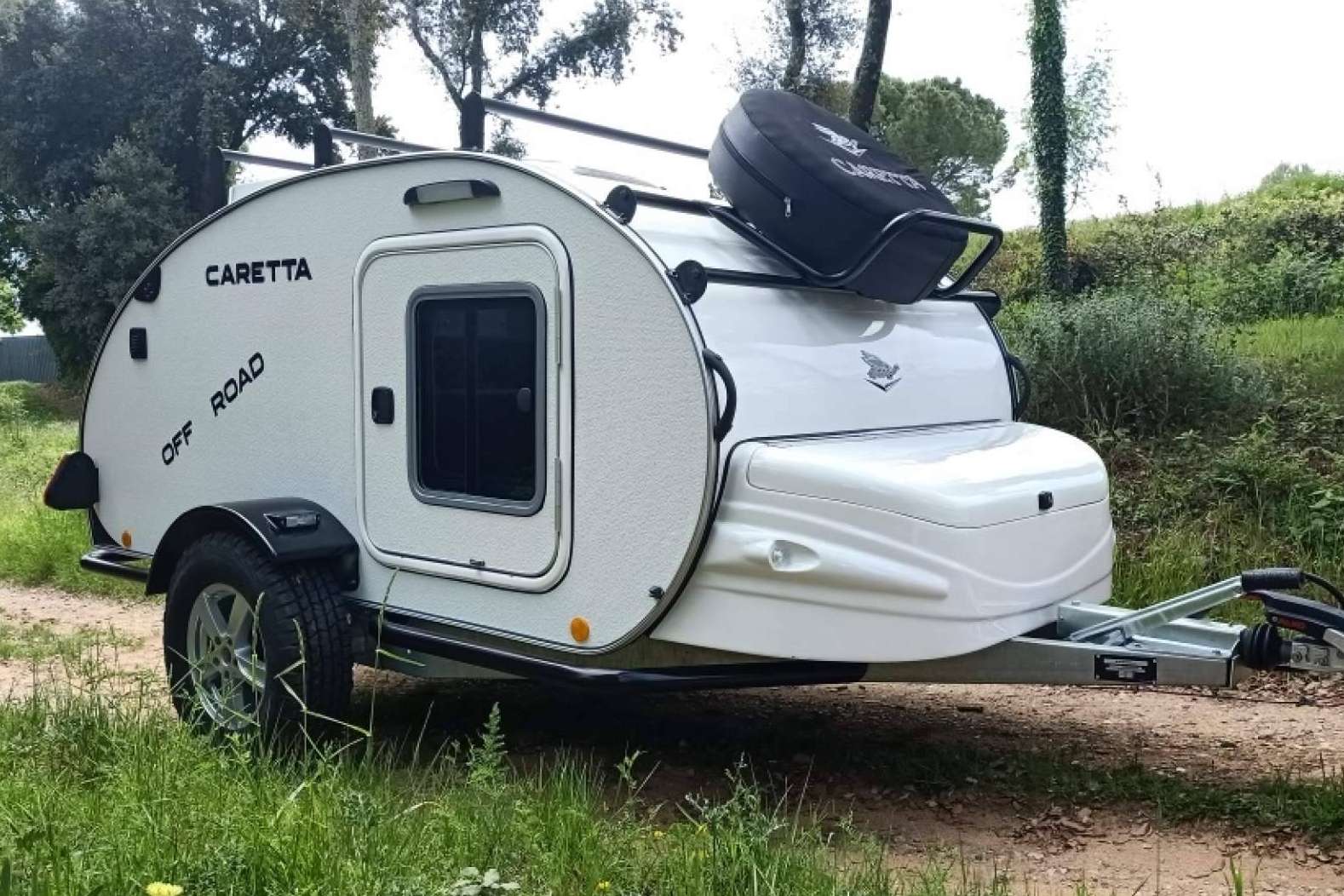 Viajar el fin de semana sin preocupaciones con una minicaravana