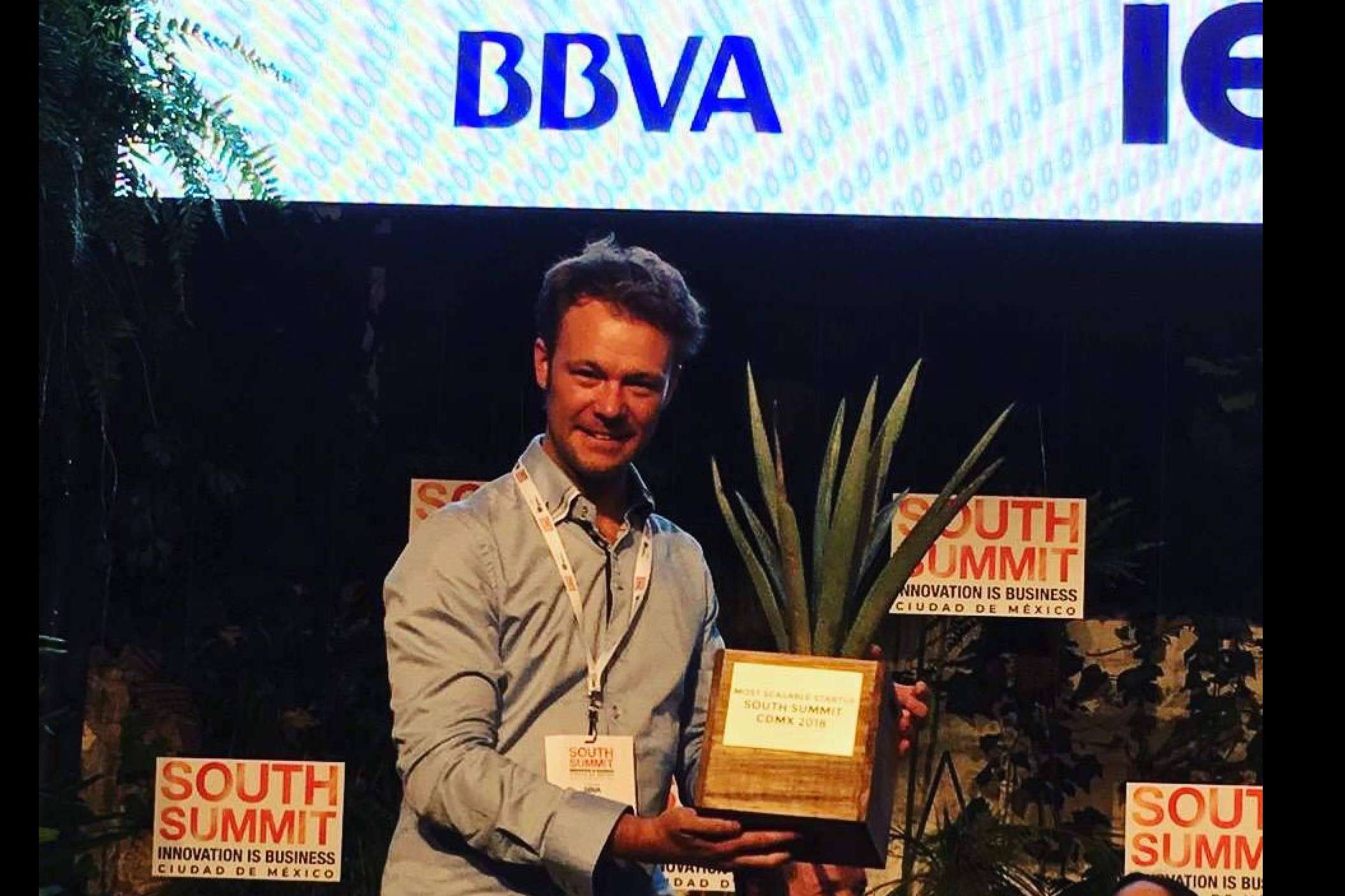 La manera de vender de la industria bancaria está cambiando por el marketing de referidos, según TINK