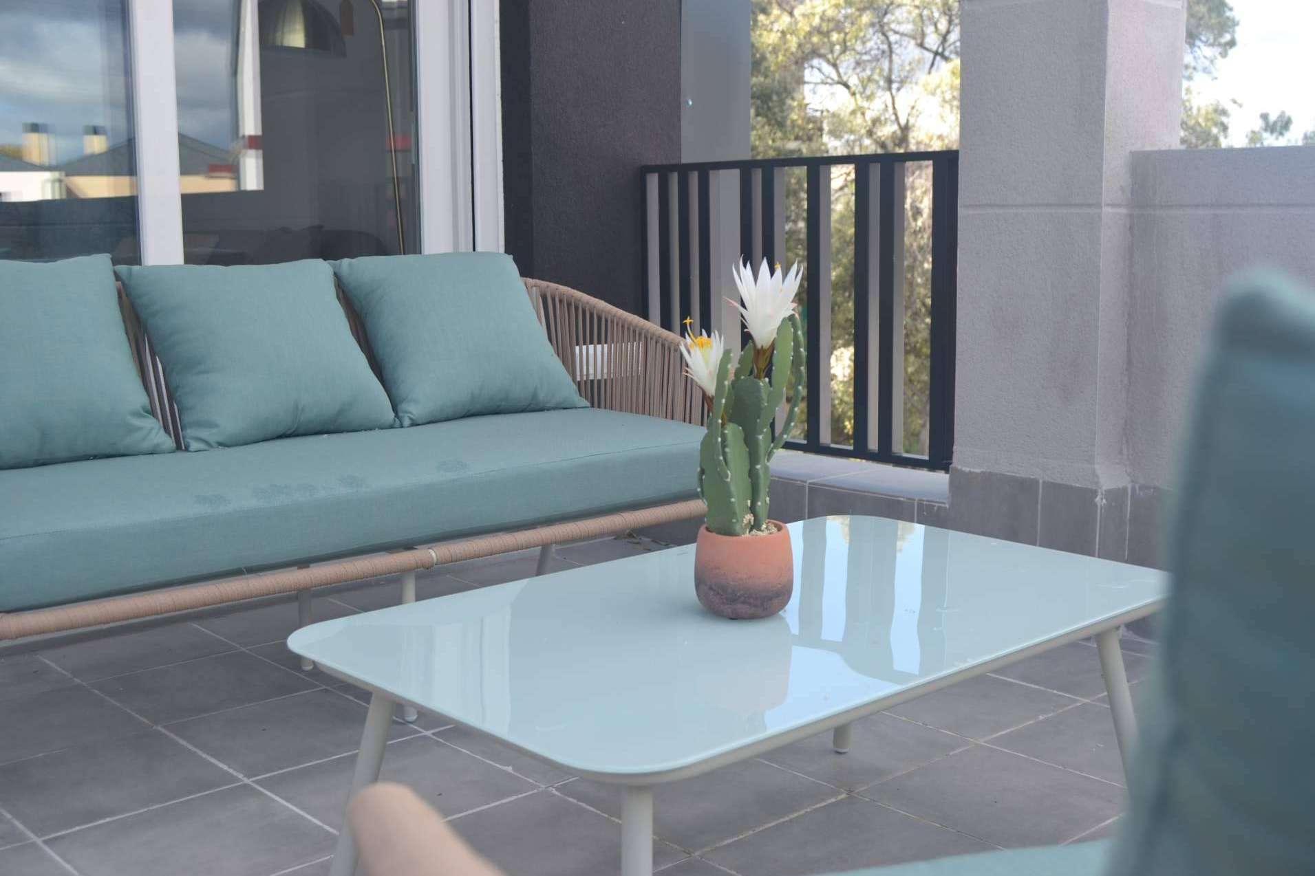 Con los muebles de jardín de Buychester se pueden crear ambientes exteriores cómodos y modernos