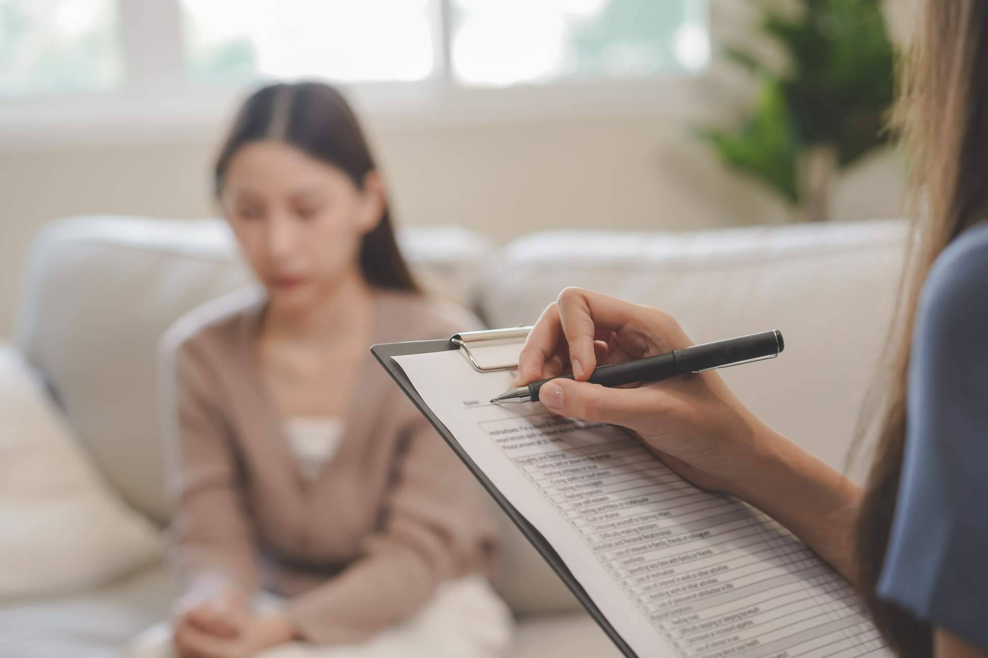 Los beneficios de la terapia de salud emocional en las personas