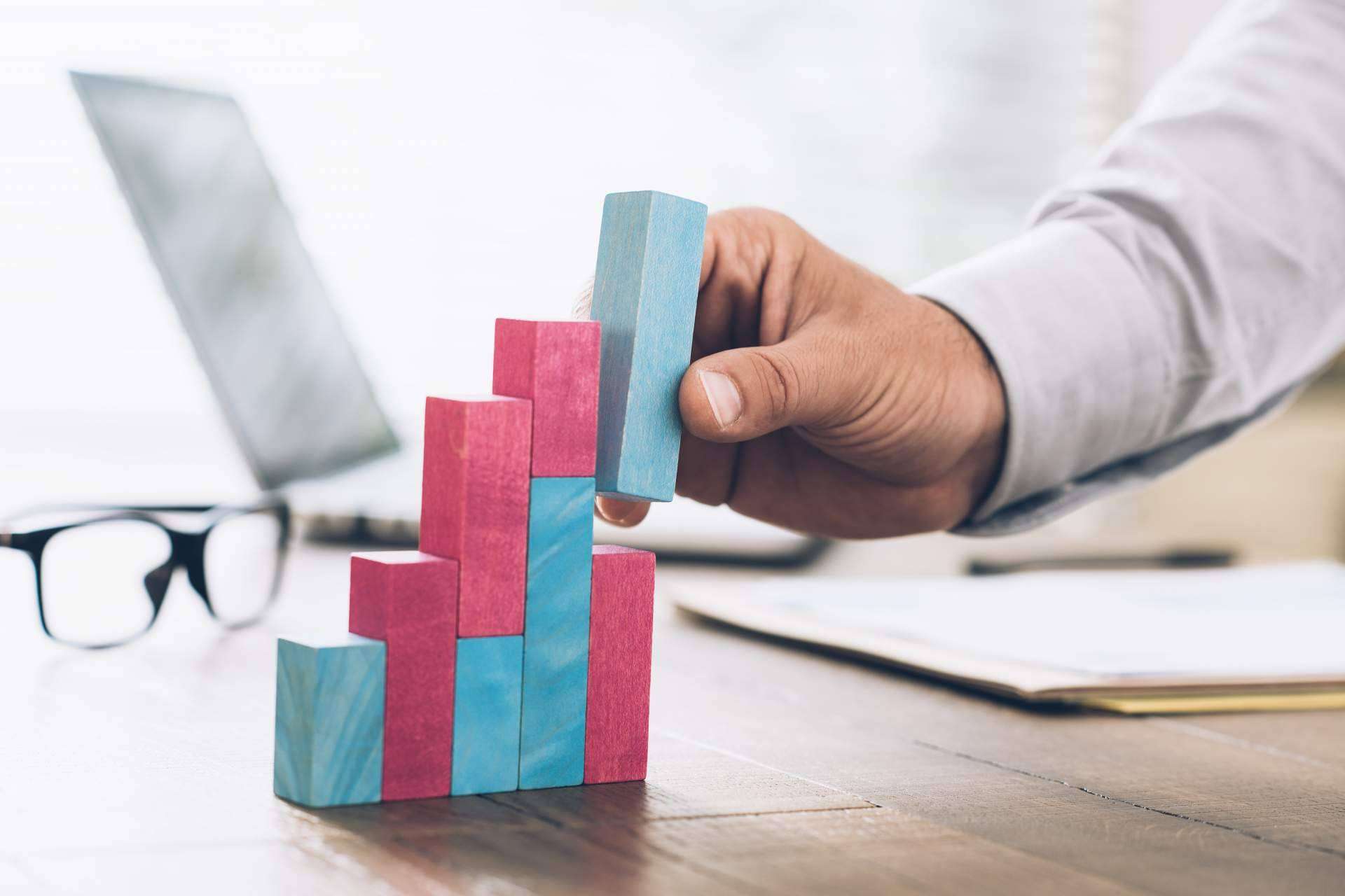 ¿Cuáles son los beneficios de contar con un coach empresarial que guíe en el crecimiento de un negocio?, por CEO Sphere