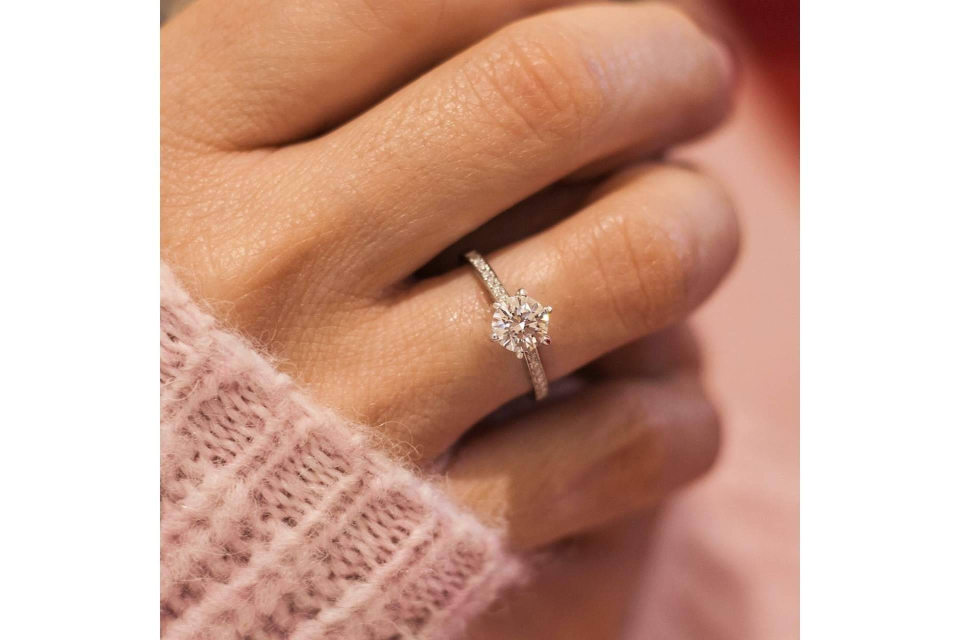 Staring, especialista en anillos de compromiso de alta calidad a precios competitivos