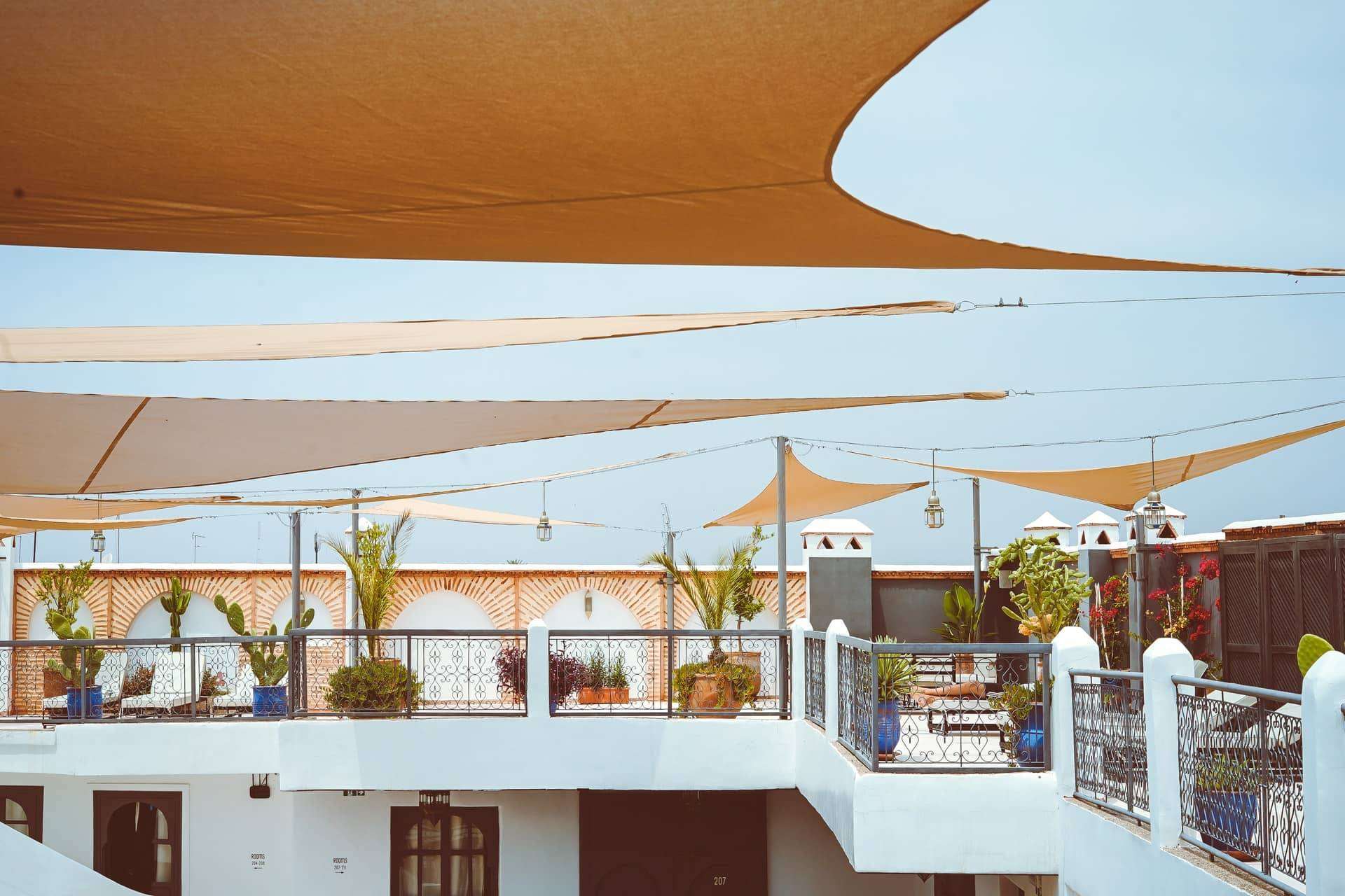 Reformar la terraza durante primavera para disfrutarla todo el año