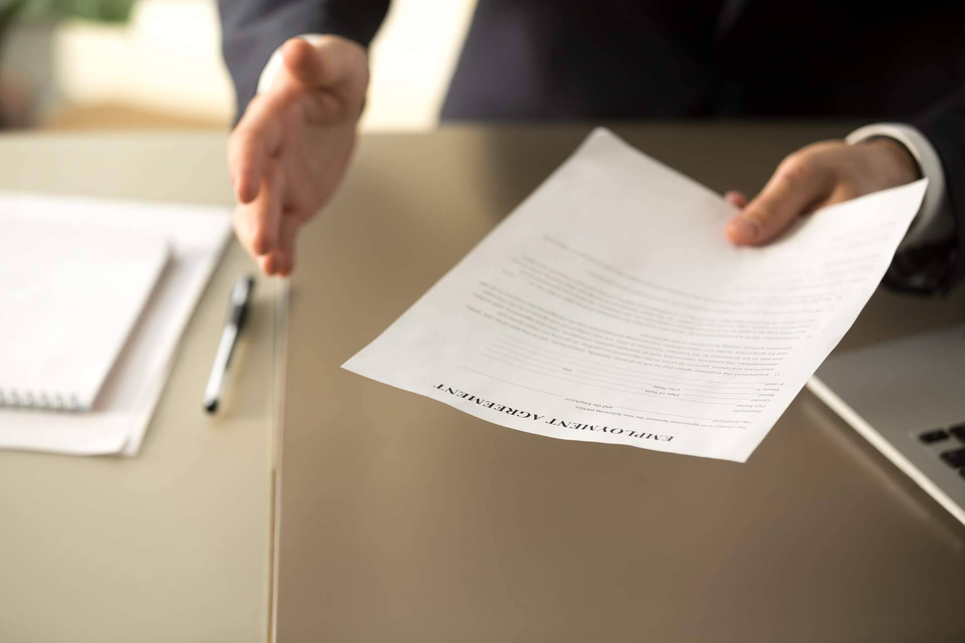 Edutedis sobre los diferentes tipos de contrato vigentes en 2022 y las recomendaciones por parte de un experto